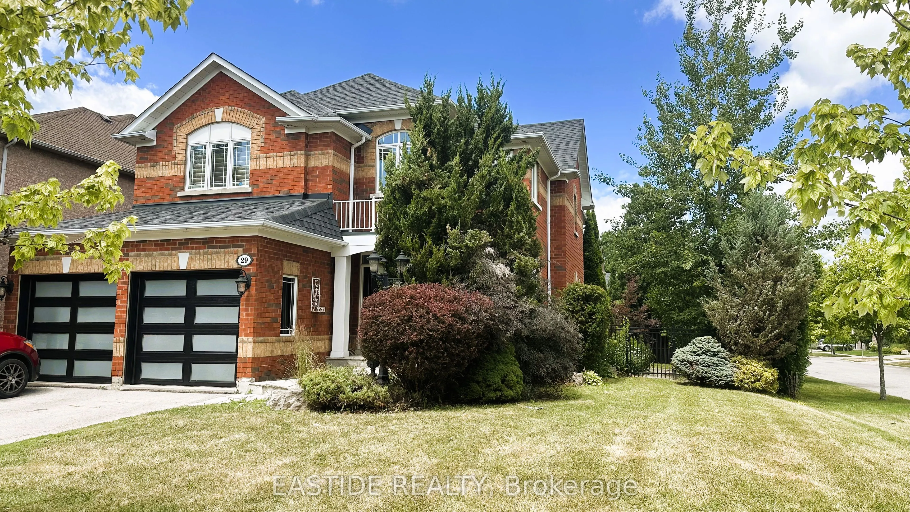 29 Wolfson Crescent