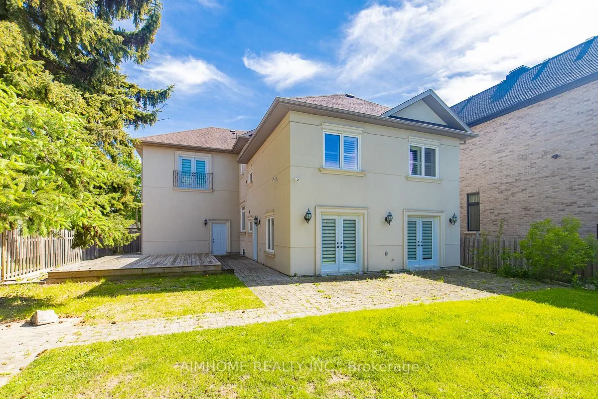 220 Weldrick Road W