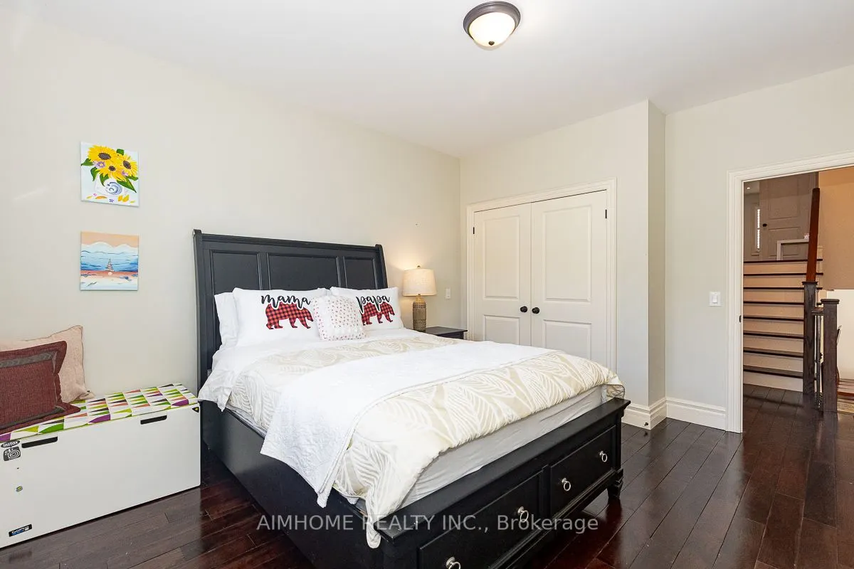220 Weldrick Road W