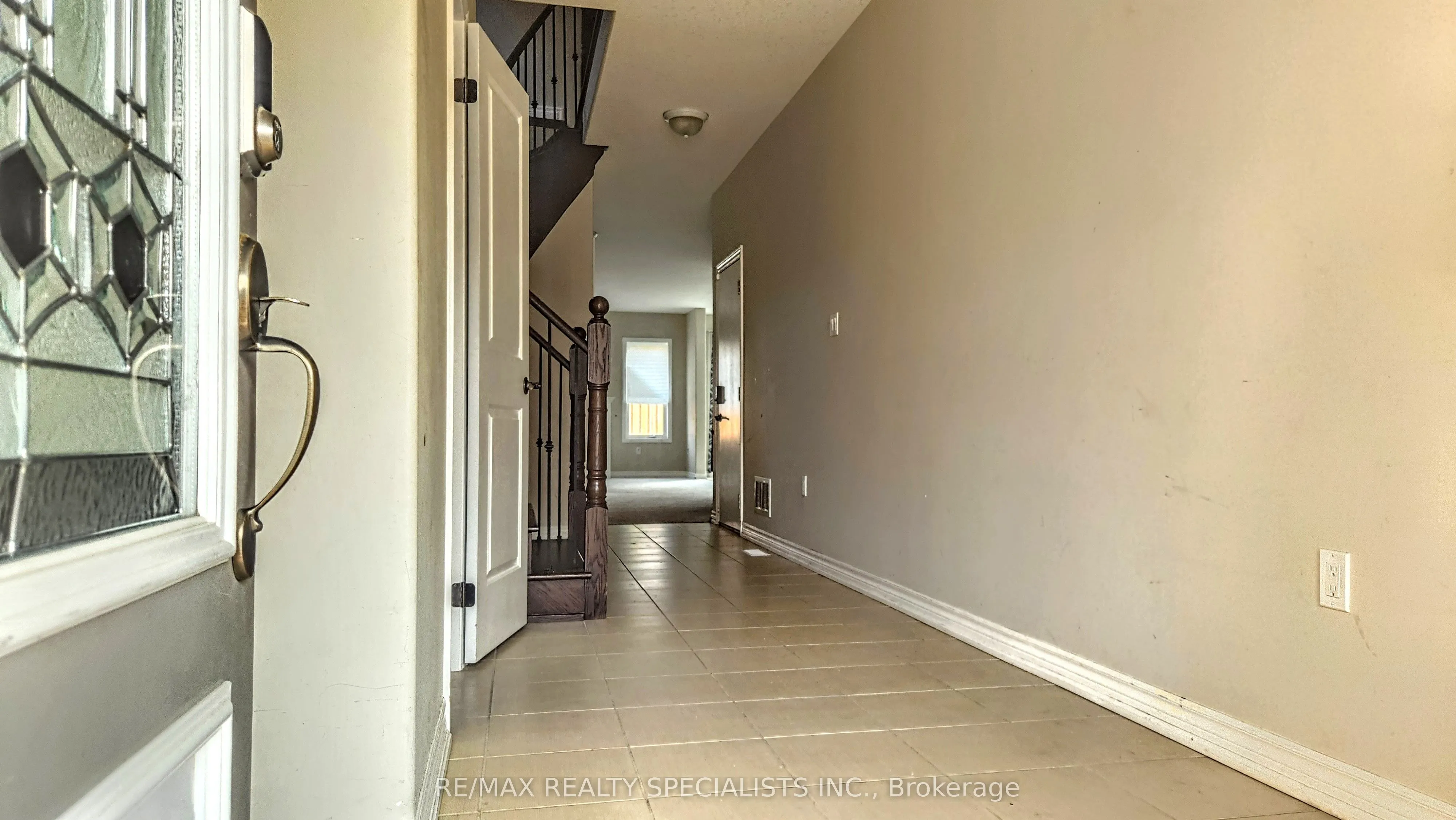 47 Holt Drive