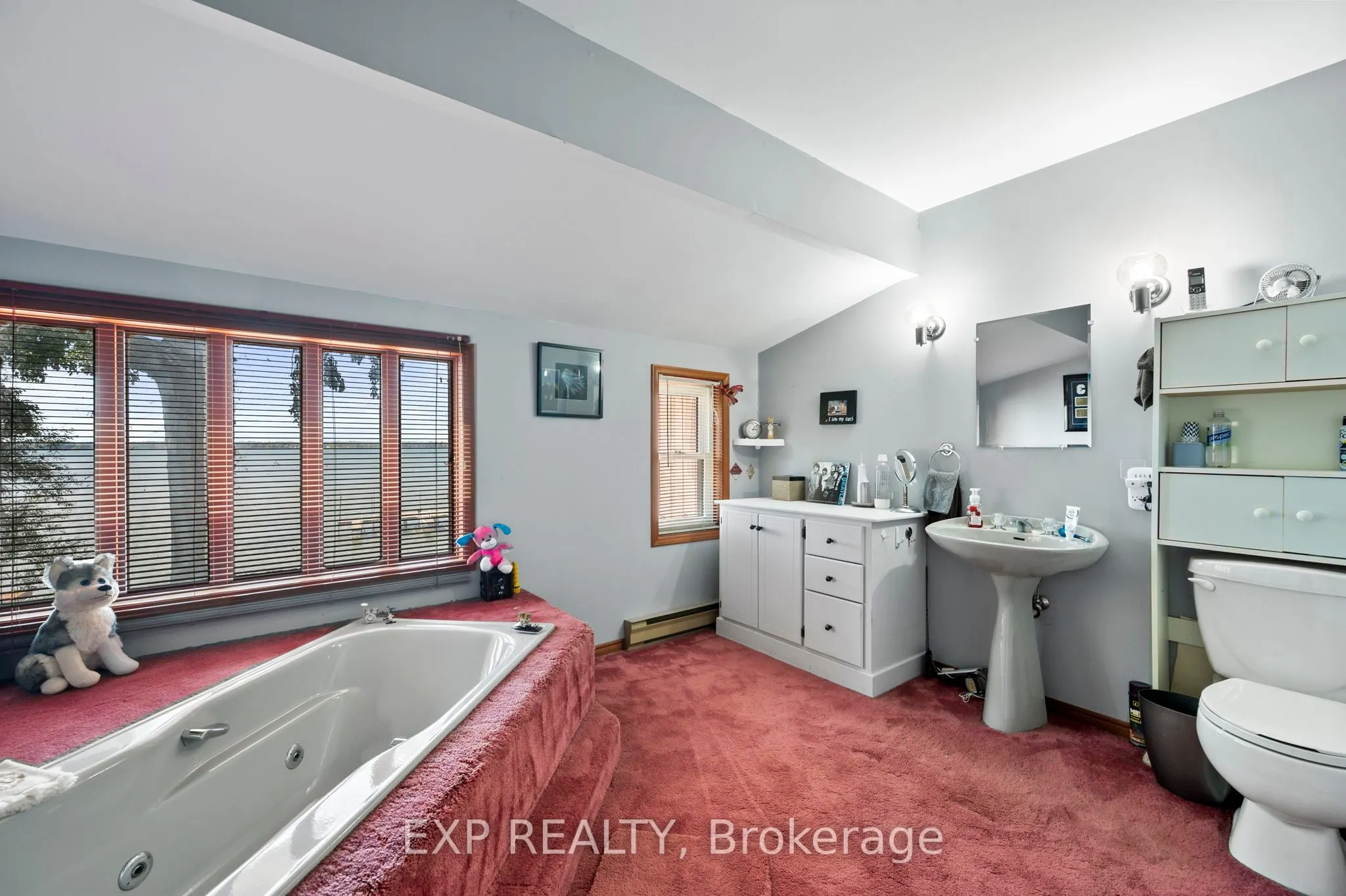 582 Duclos Point Road