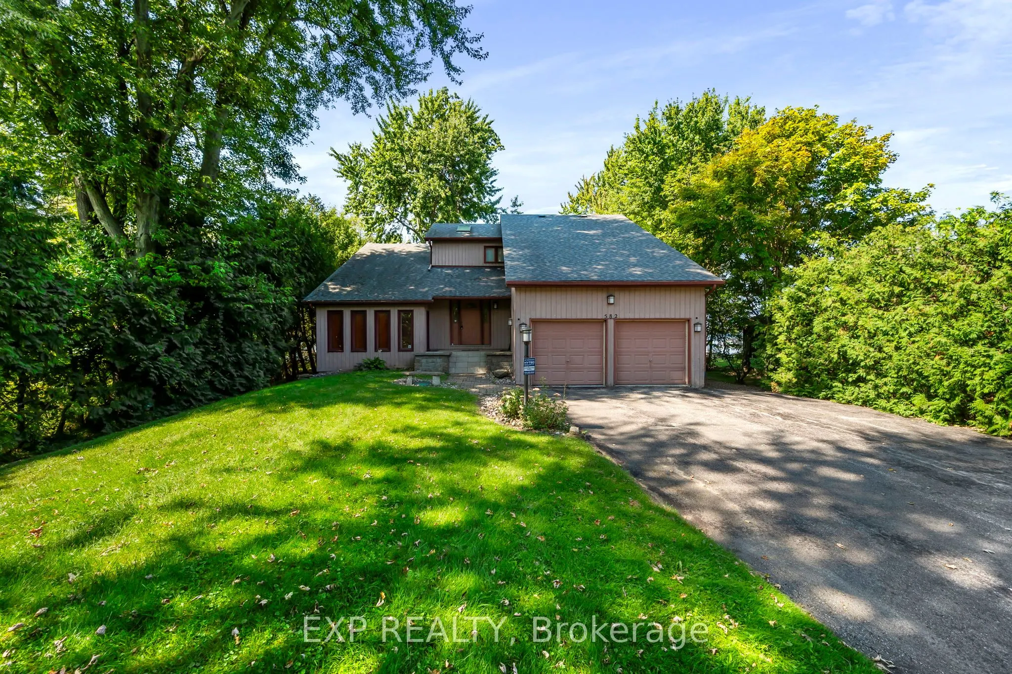 582 Duclos Point Road
