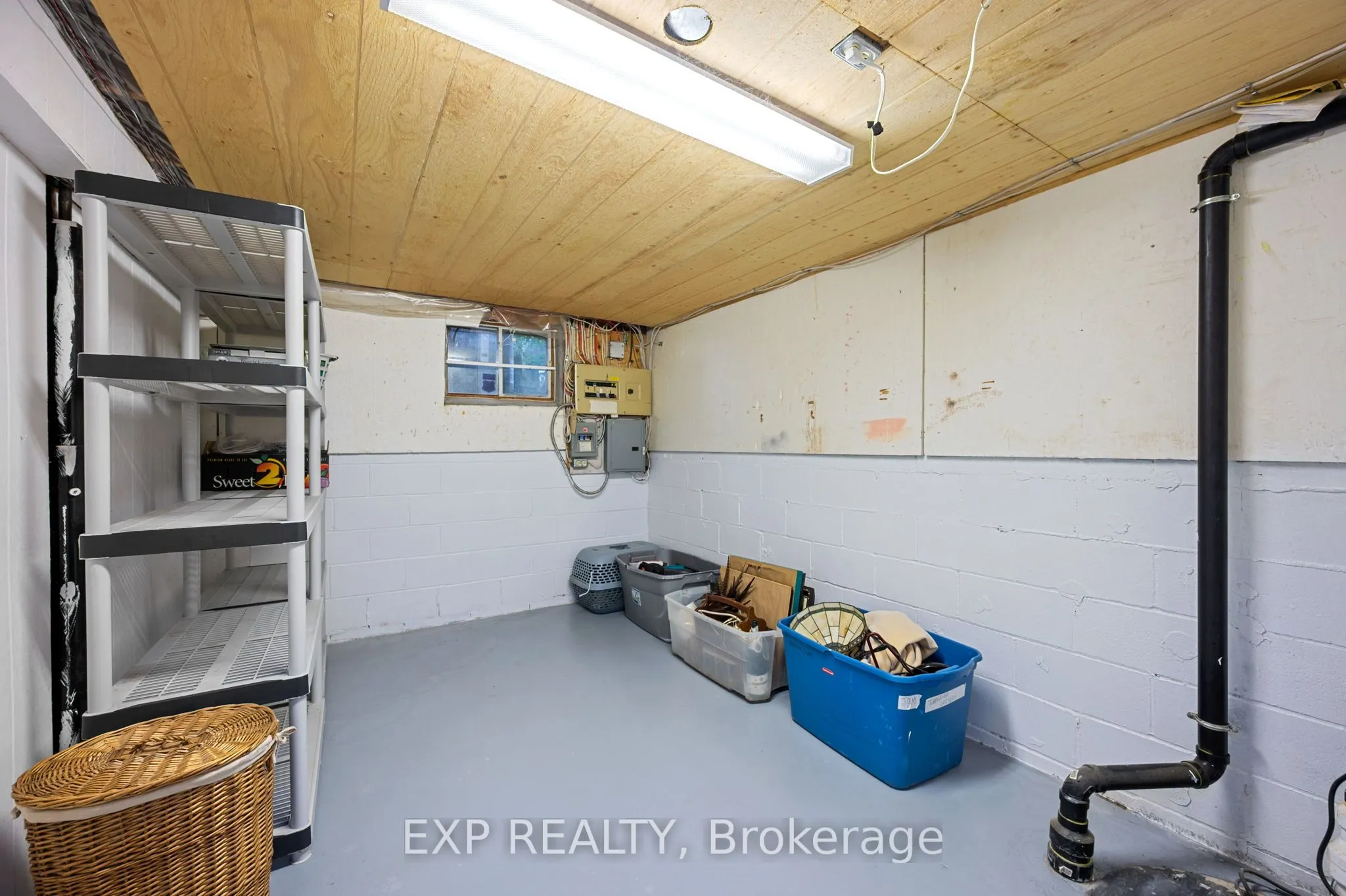 582 Duclos Point Road
