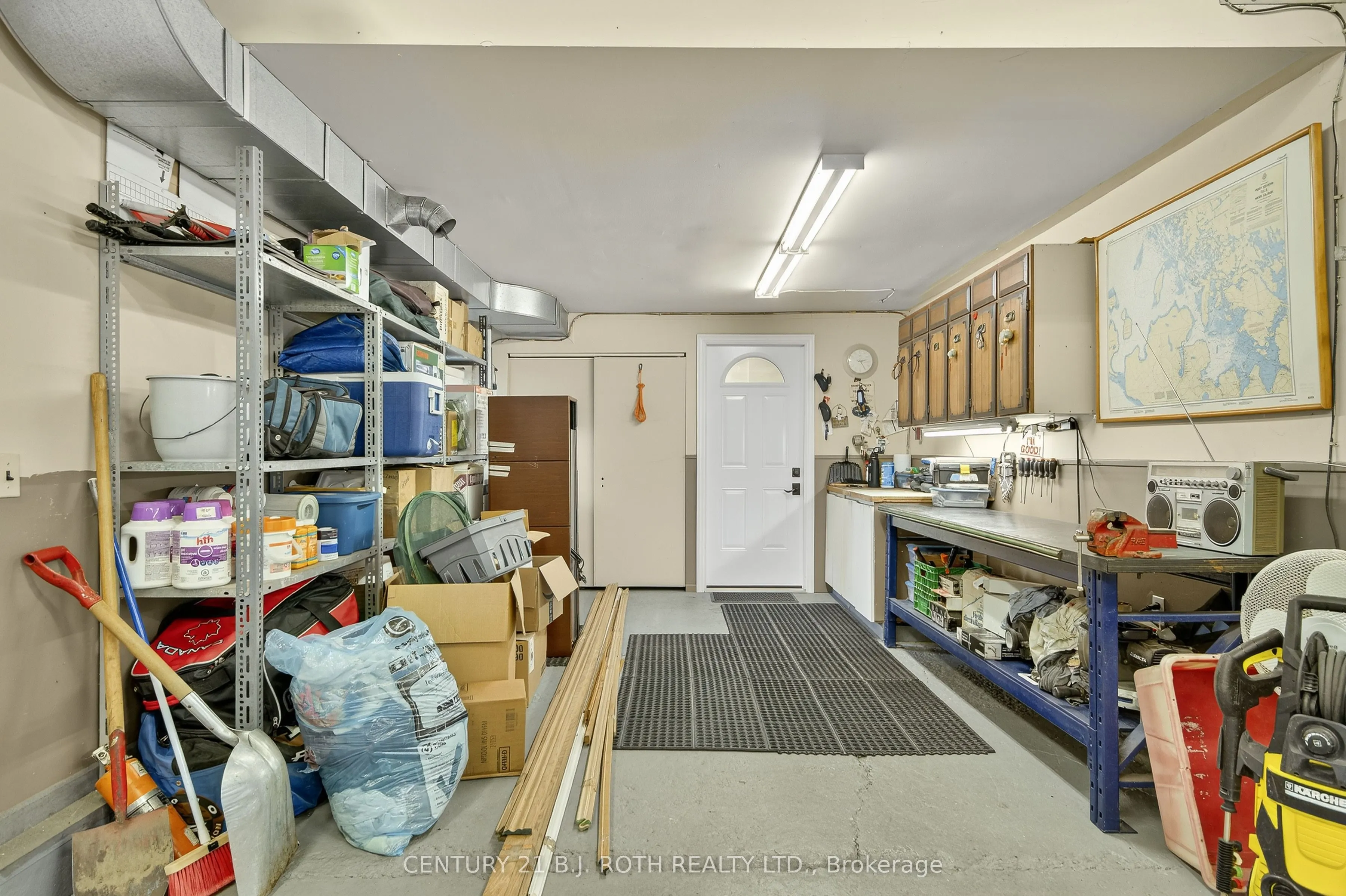 3929 Alderly Avenue