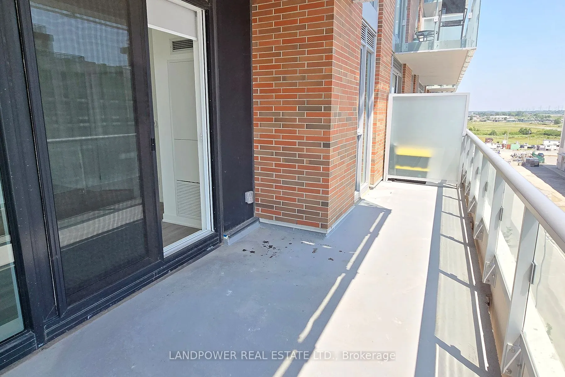 8119 Birchmount Road, #819