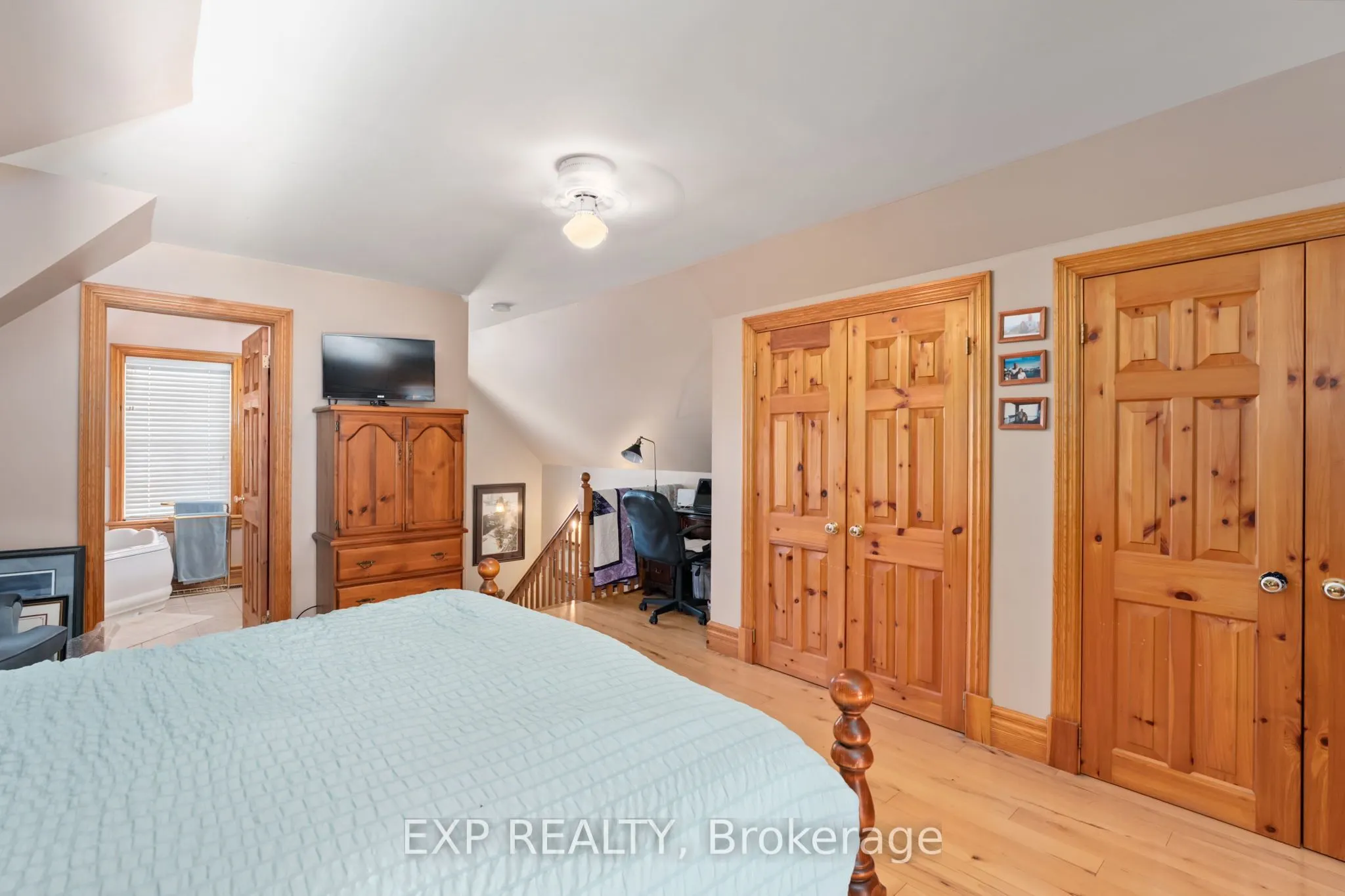 8923 Morning Glory Road
