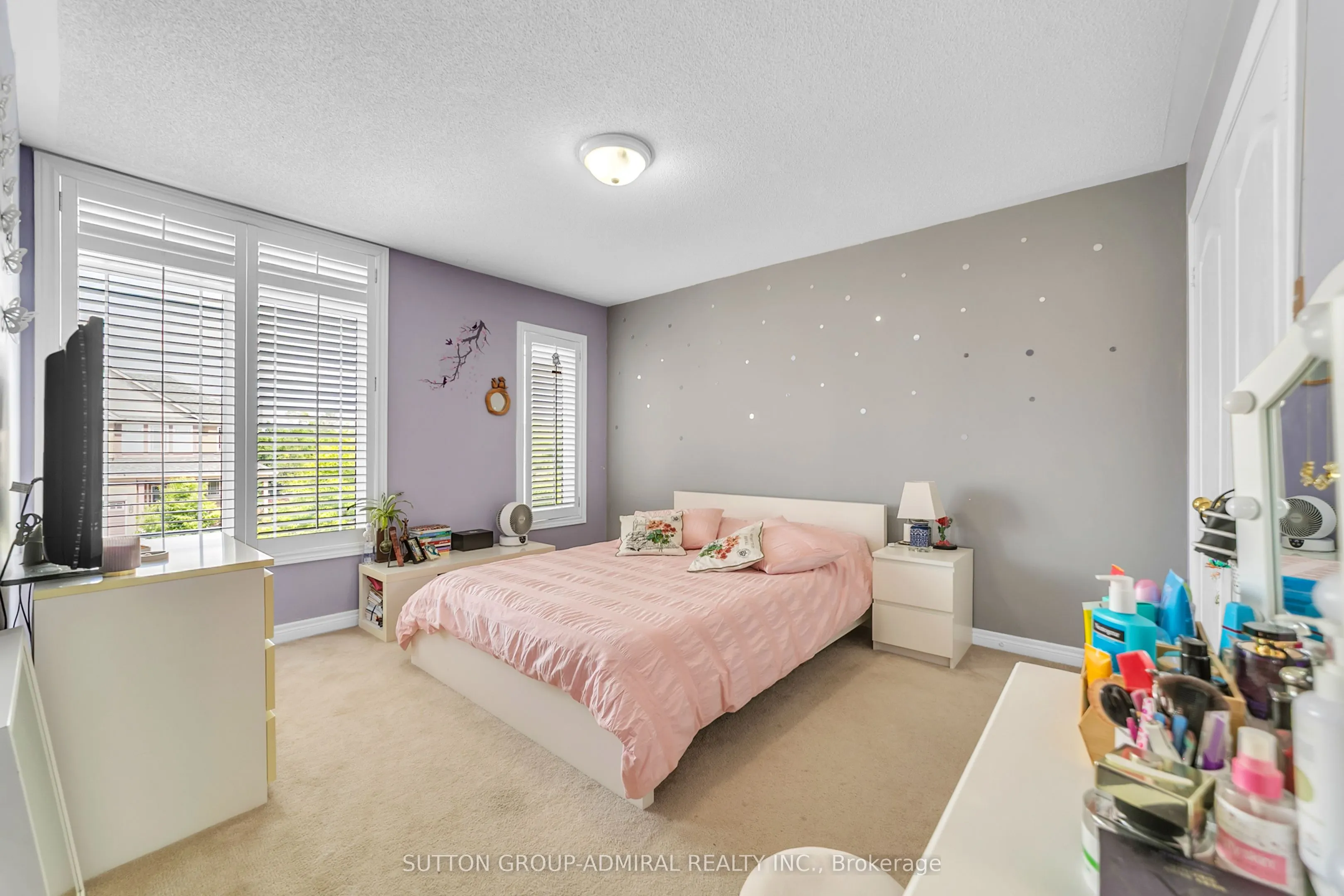 70 Blackforest Drive