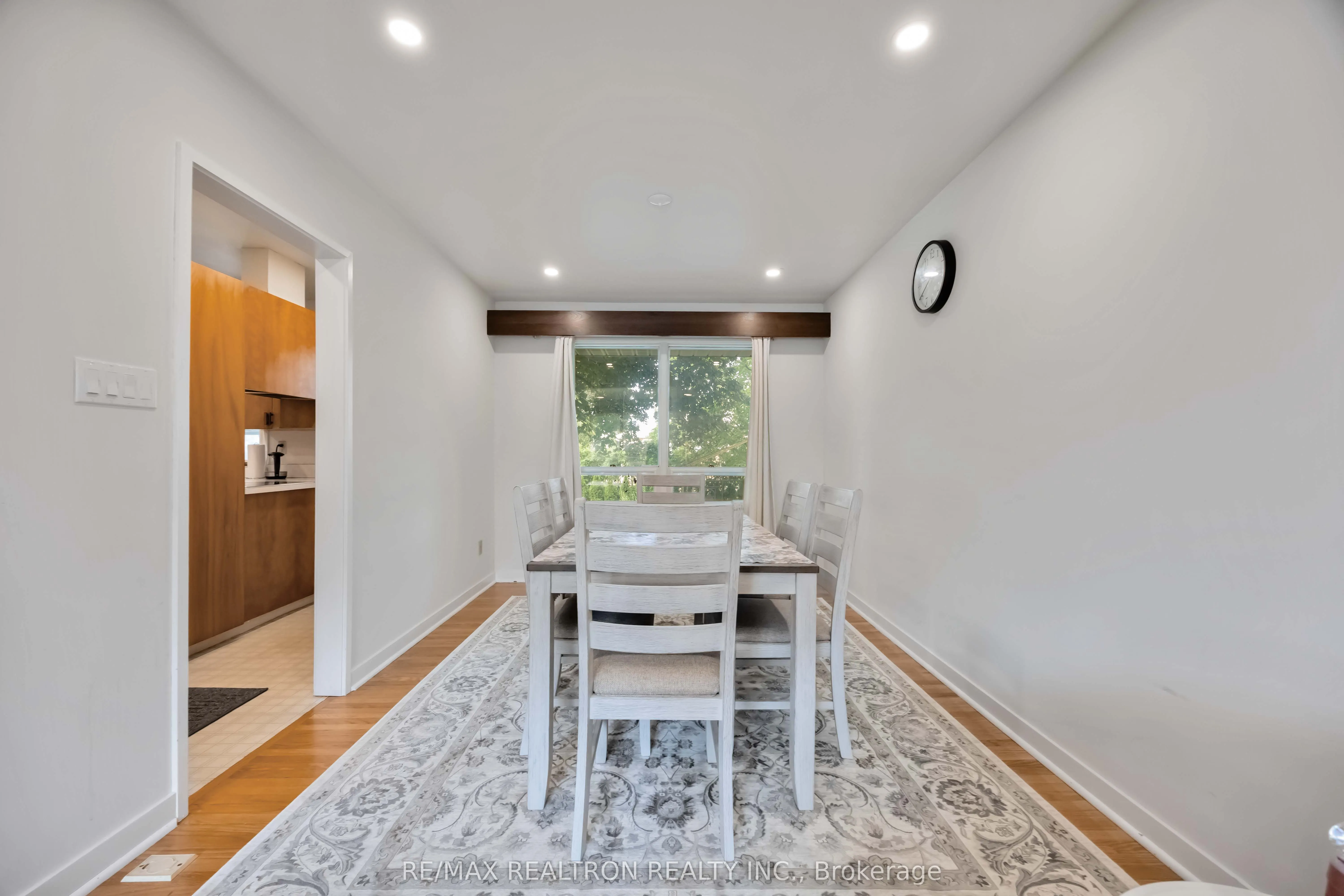 31 Orlon Crescent