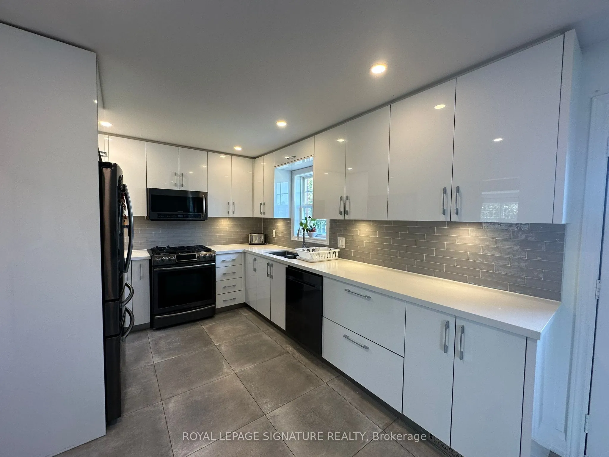 7 Hawtin Lane