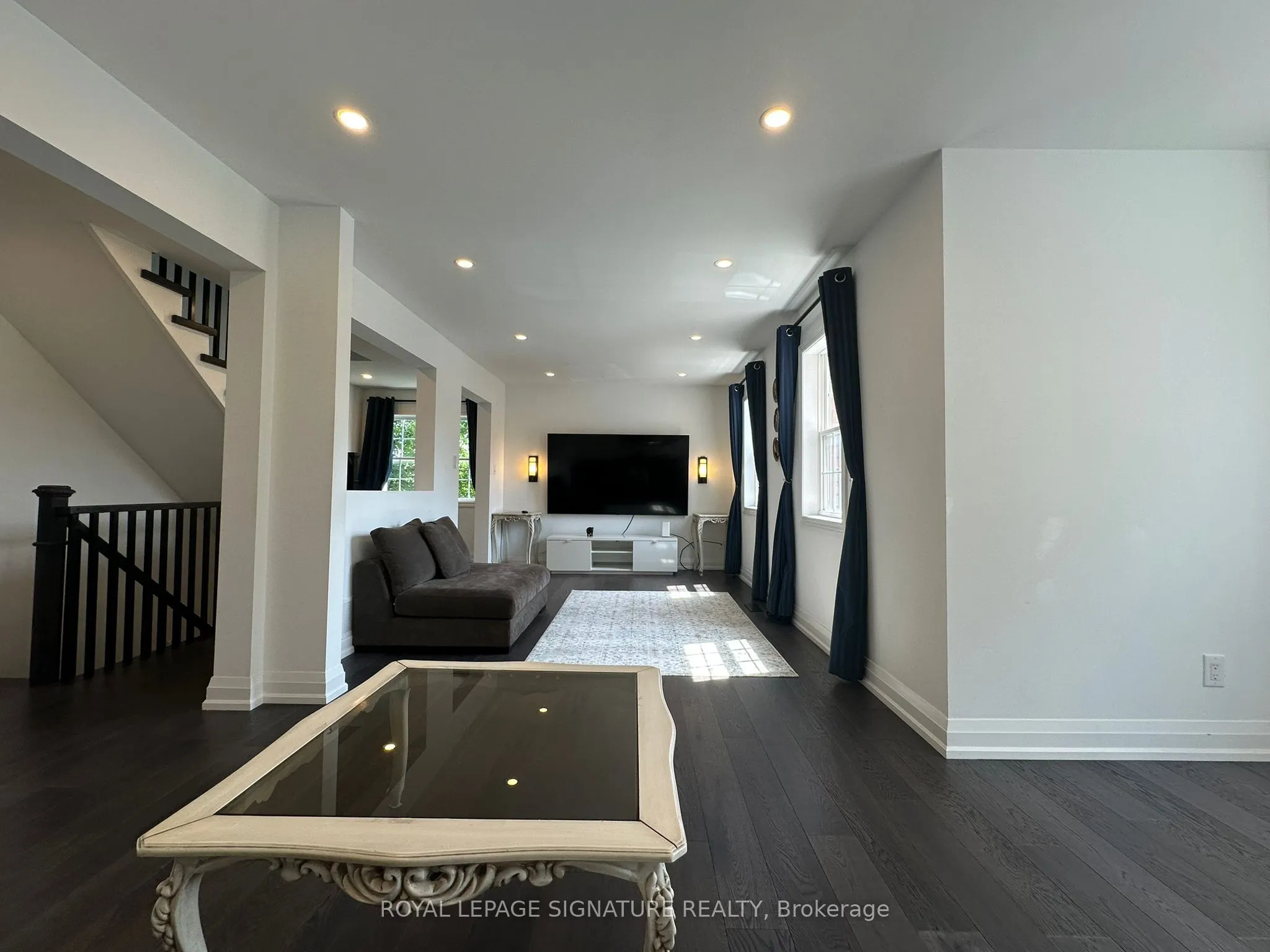 7 Hawtin Lane