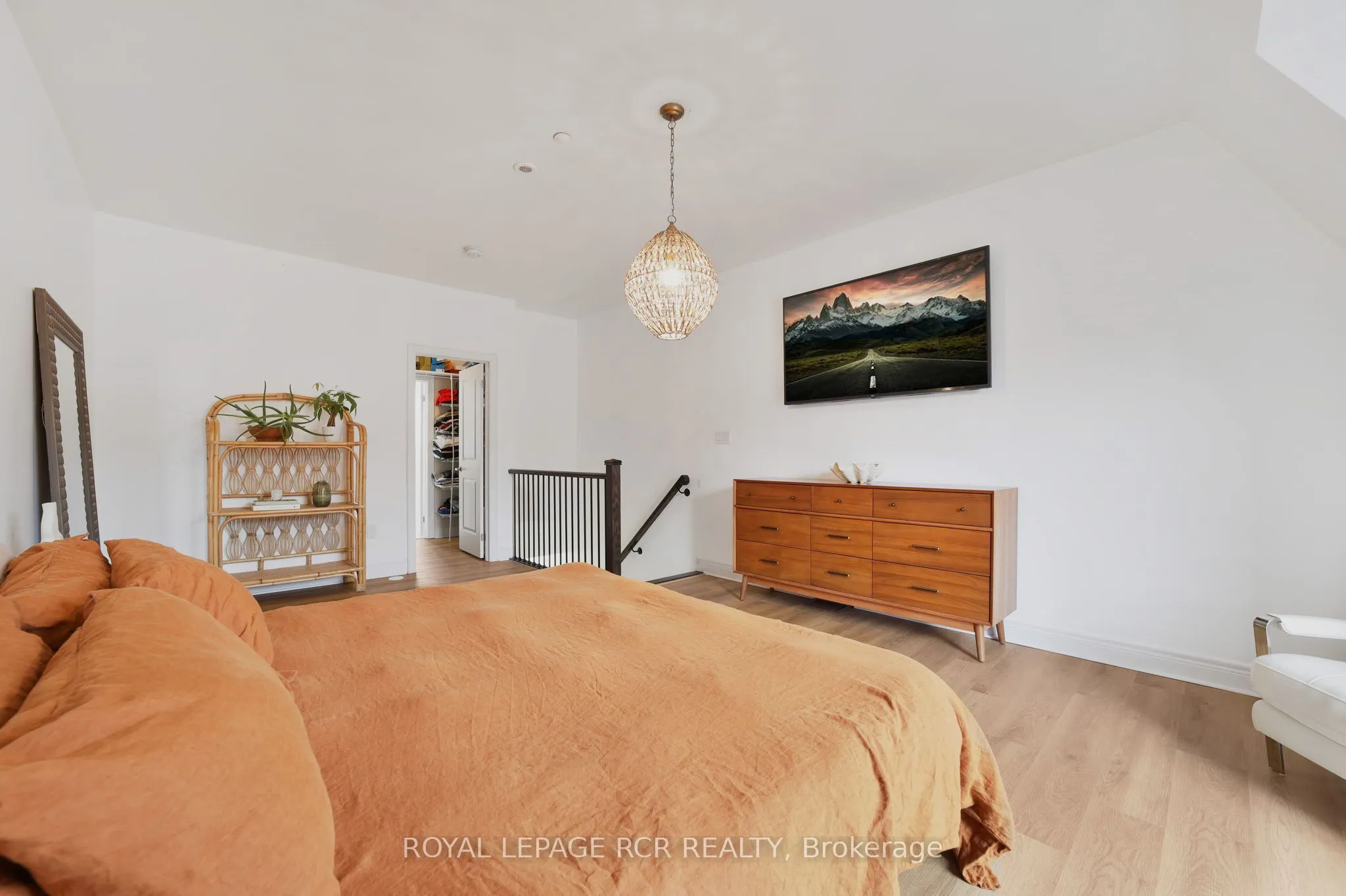 8343 Kipling Avenue, #6