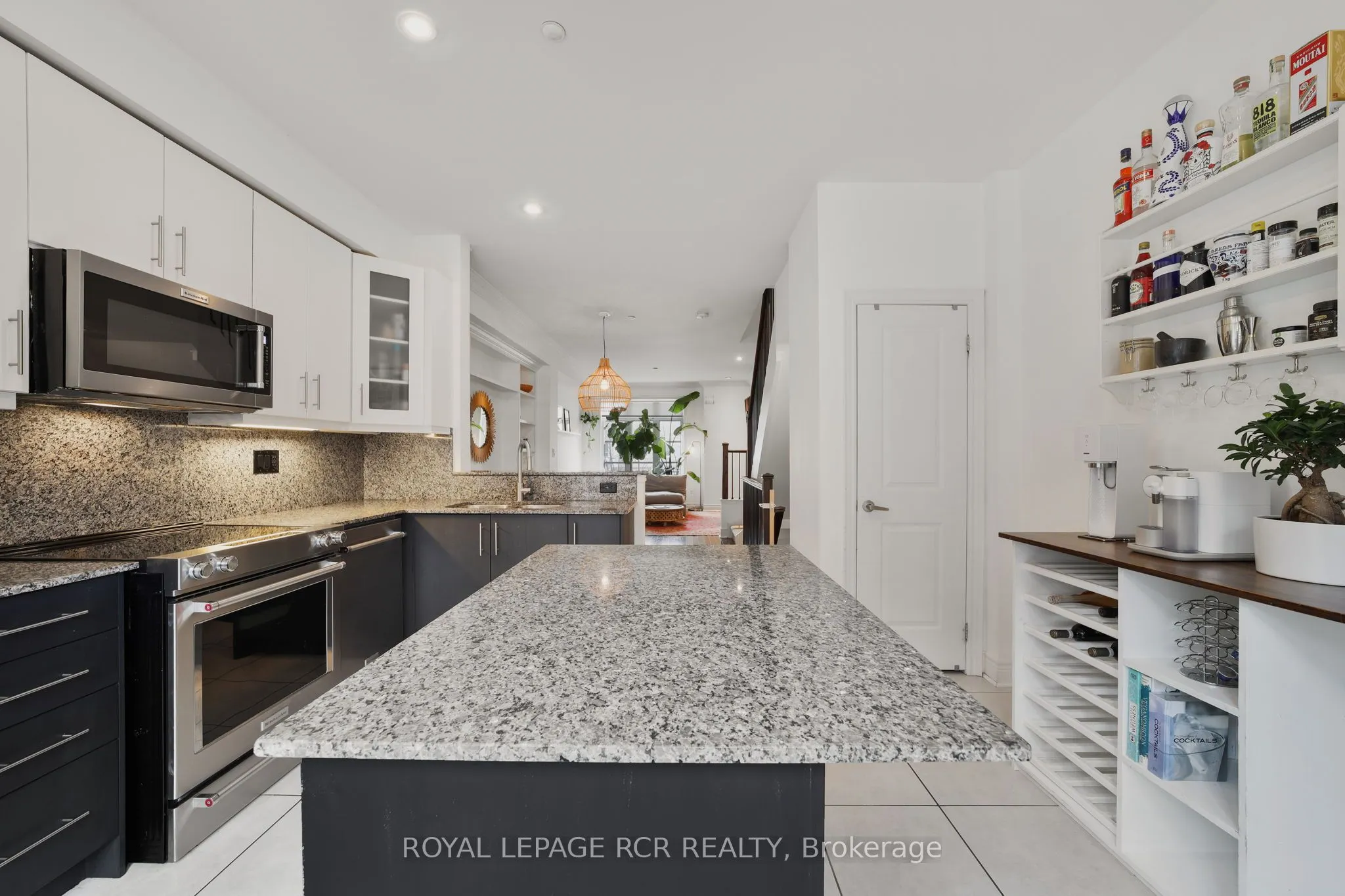 8343 Kipling Avenue, #6