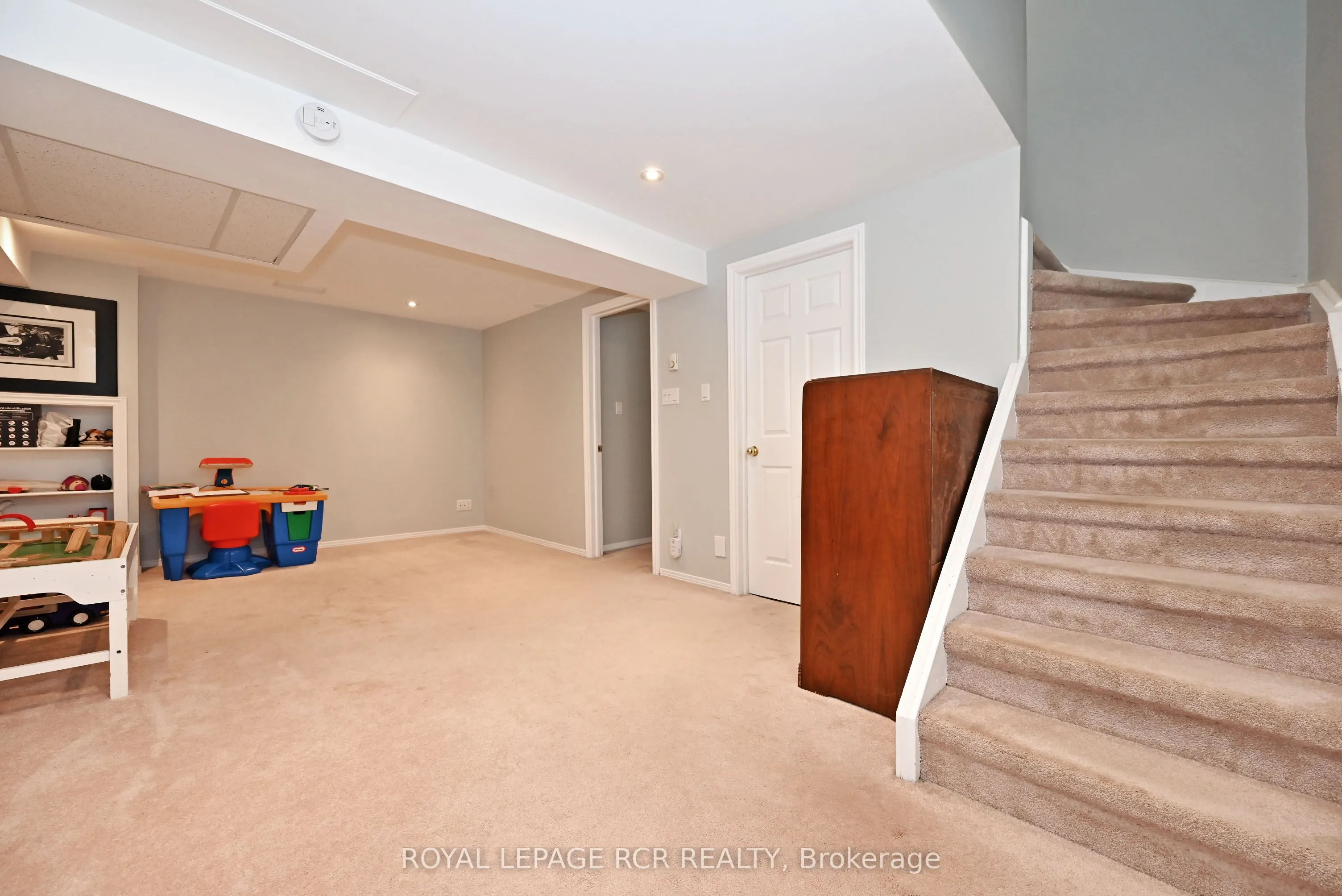 24 Murdock Avenue