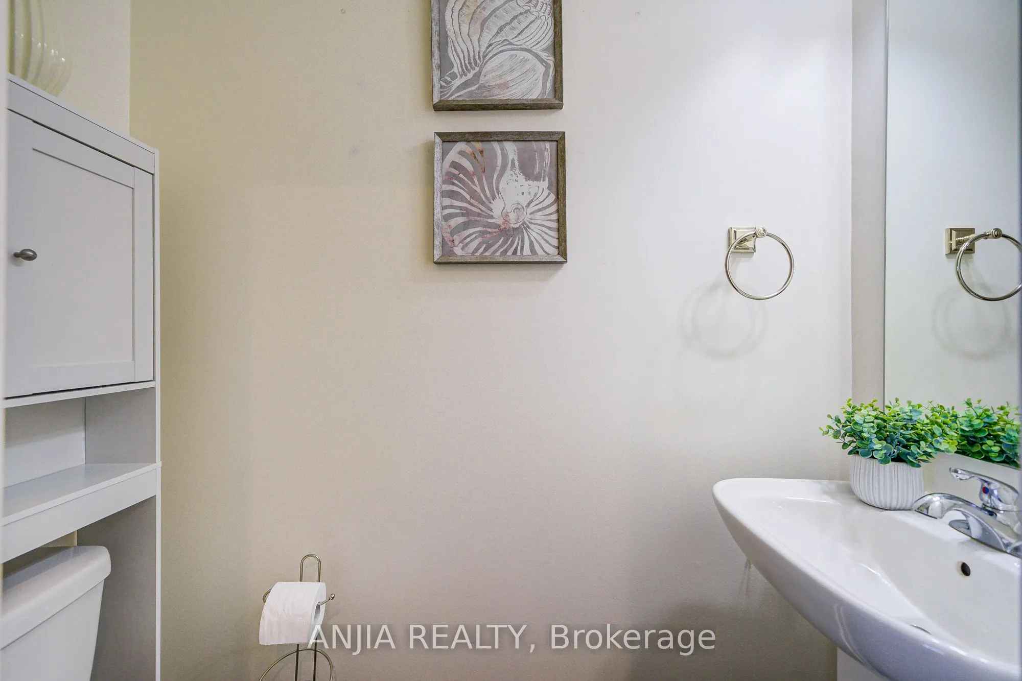 156 Glad Park Avenue, #24