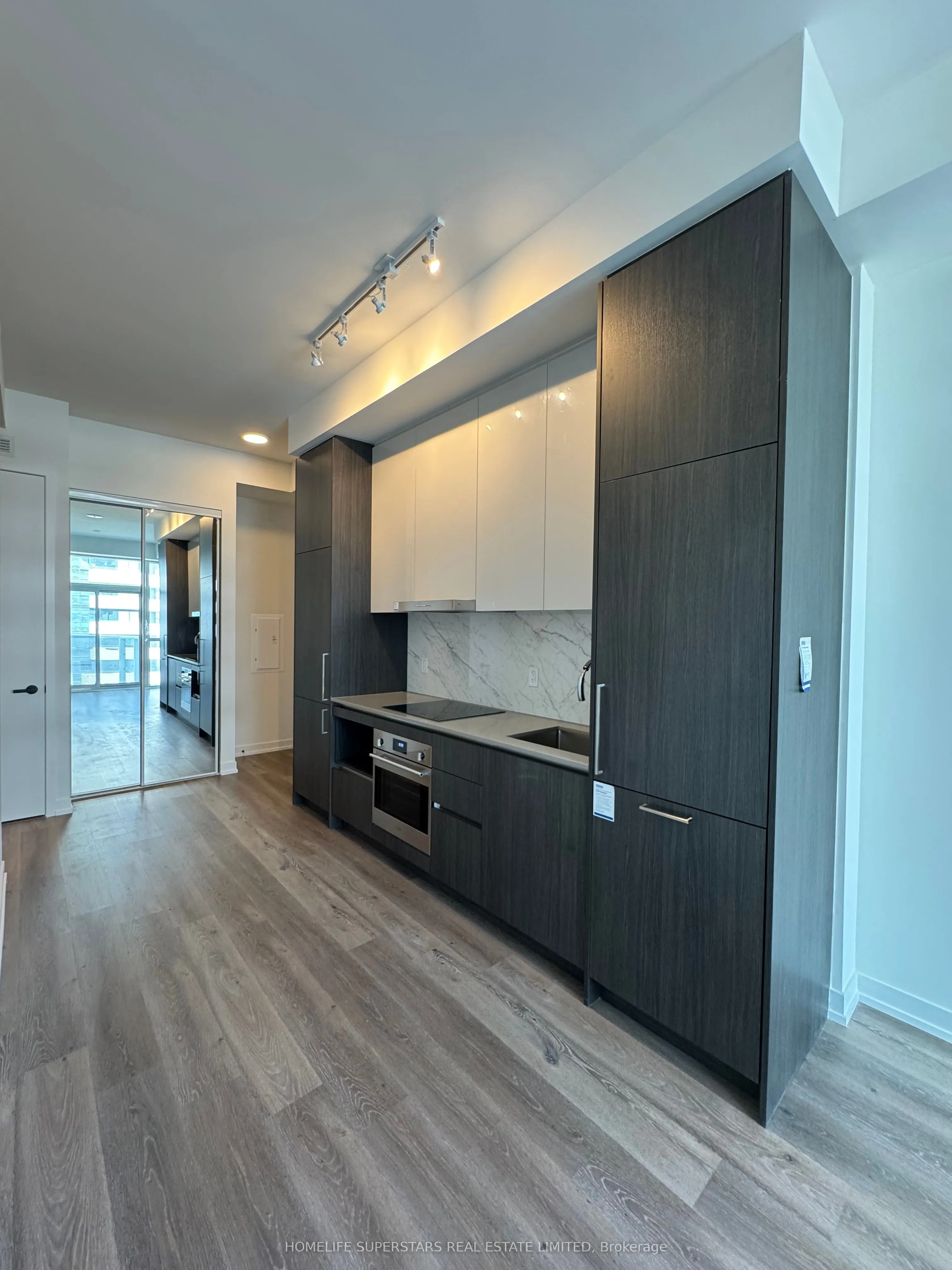 225 Commerce Street, #5815