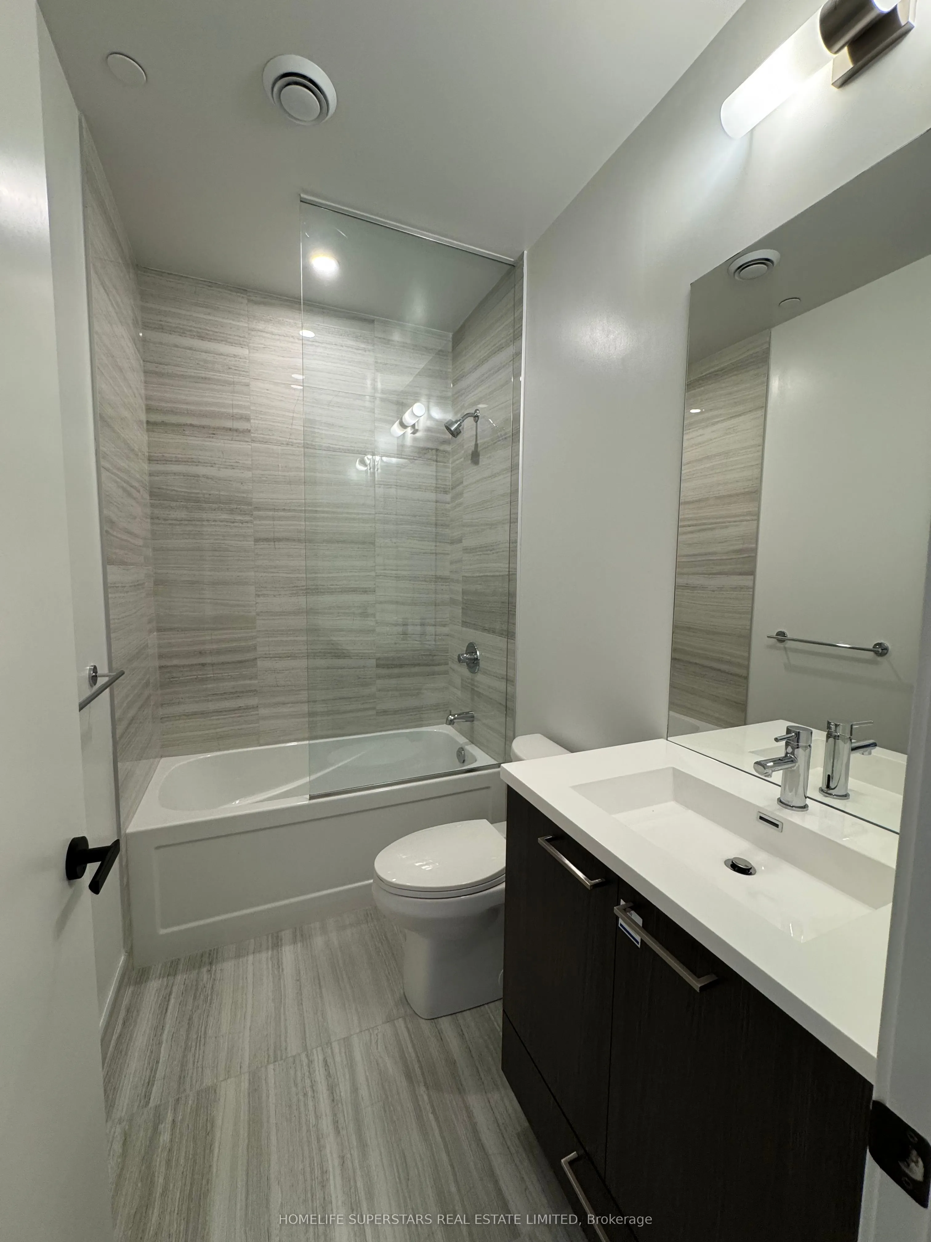 225 Commerce Street, #5815