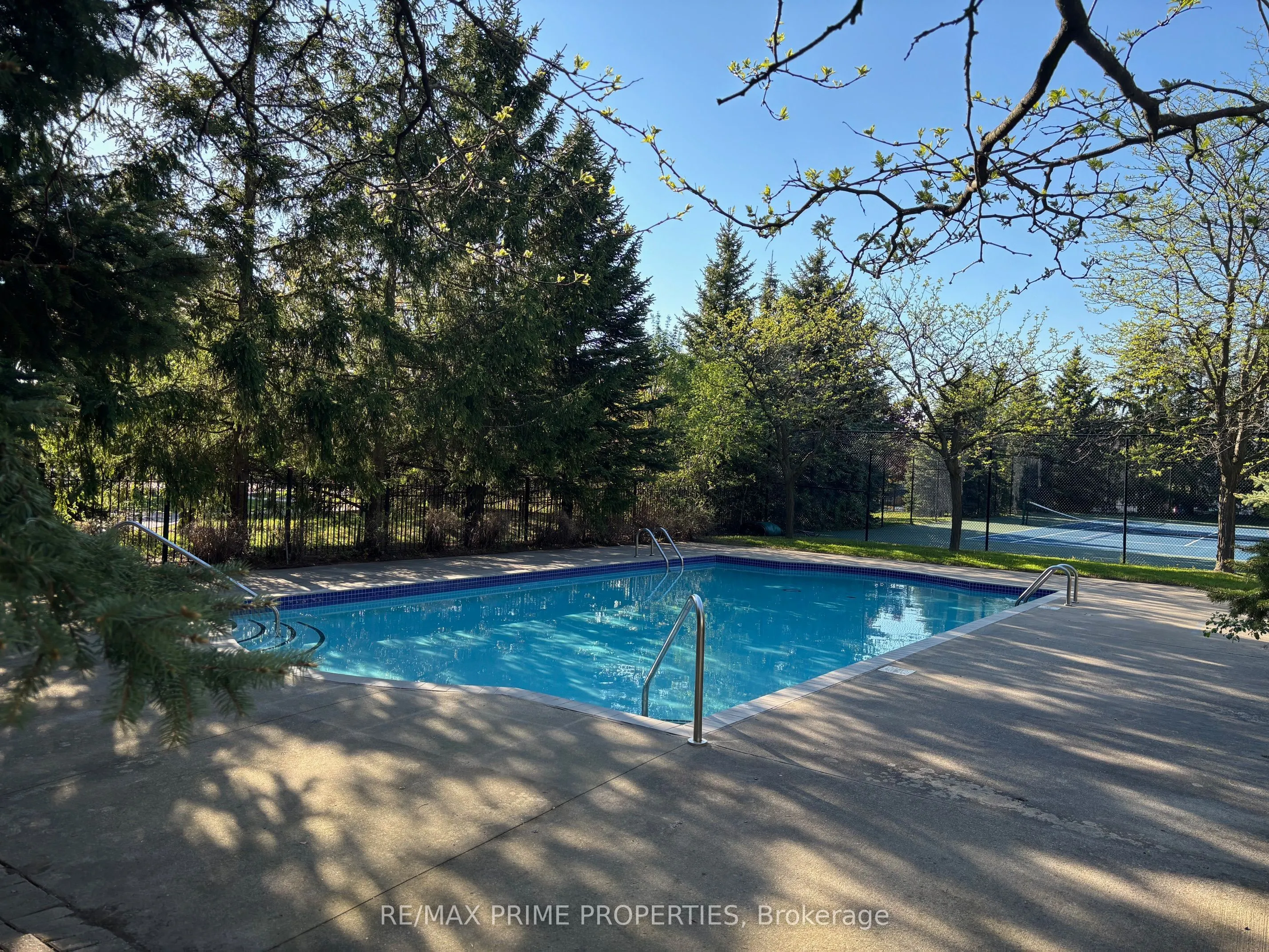 91 Townsgate Drive, #608