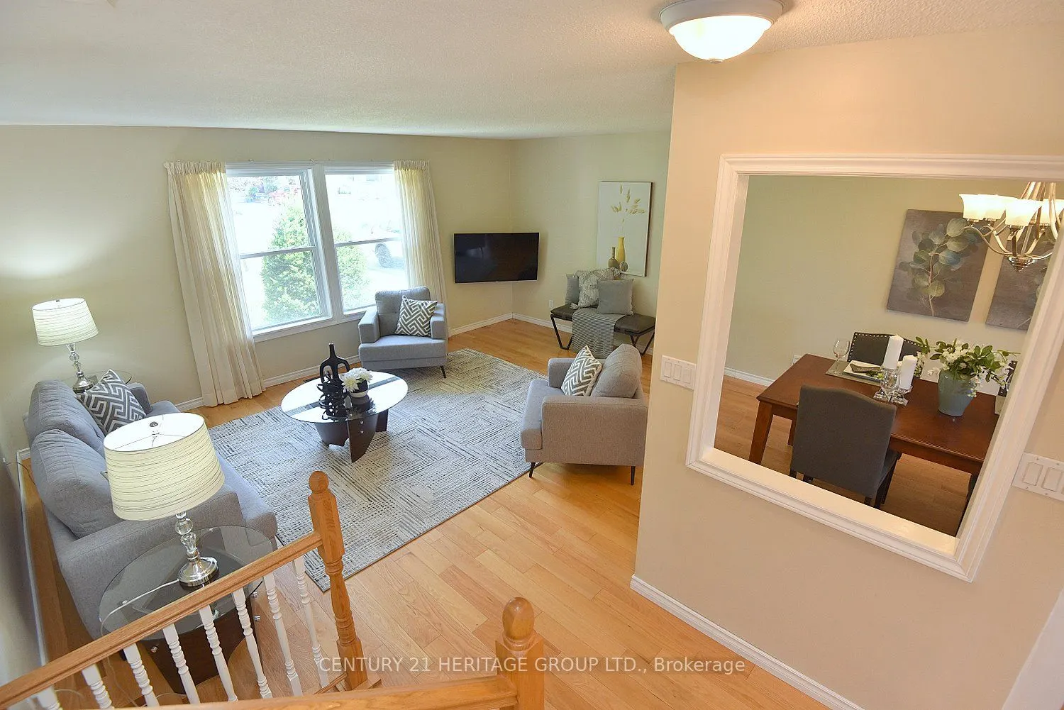 838 Boronia Crescent
