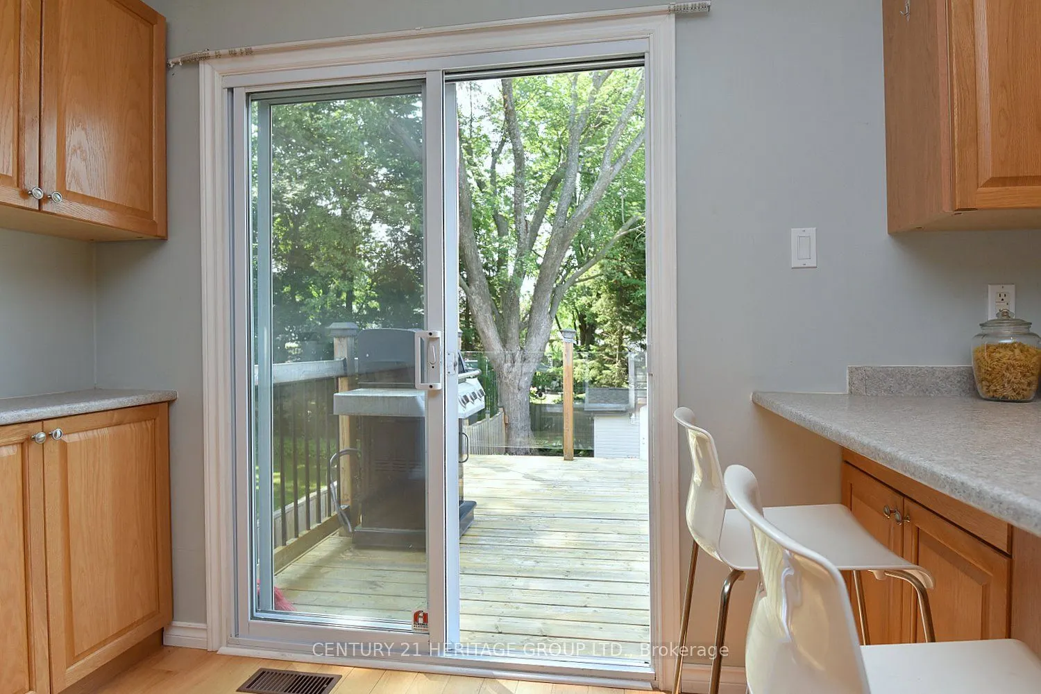 838 Boronia Crescent