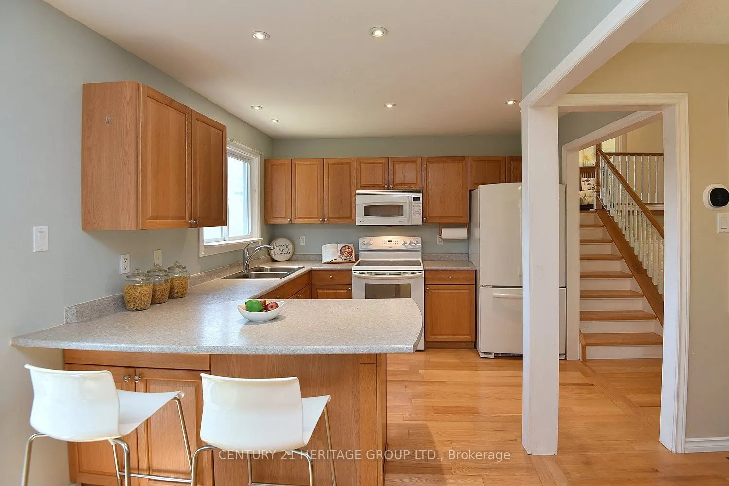 838 Boronia Crescent