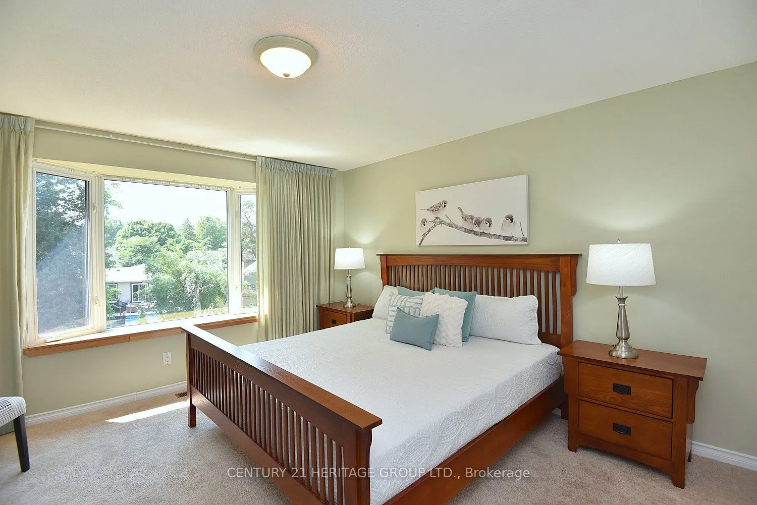838 Boronia Crescent