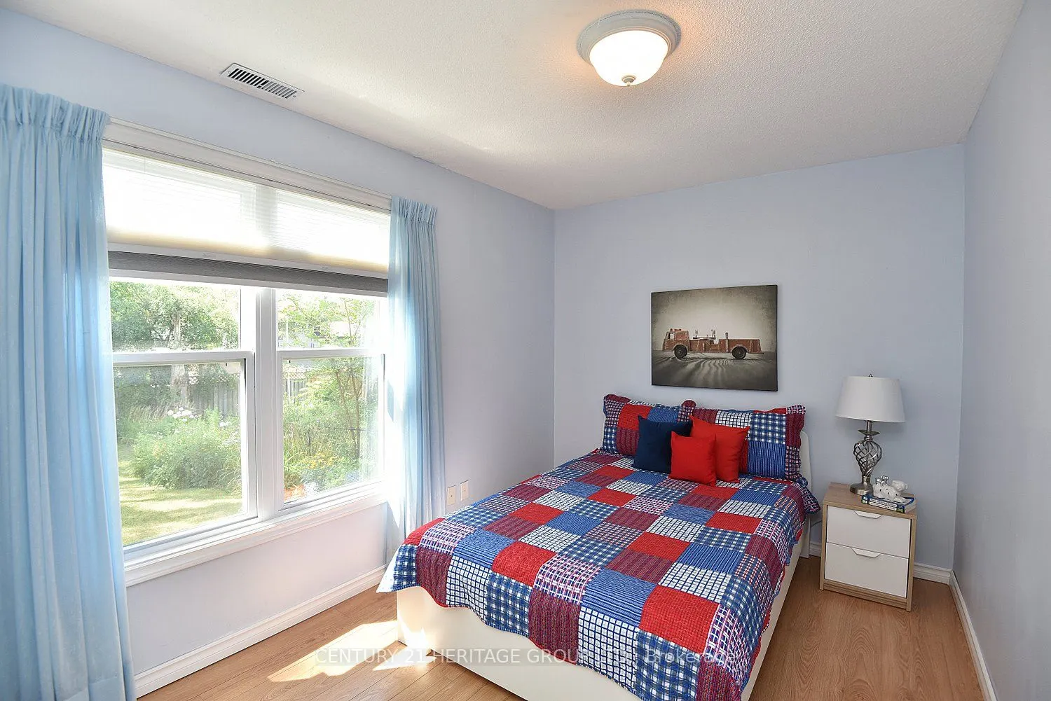 838 Boronia Crescent
