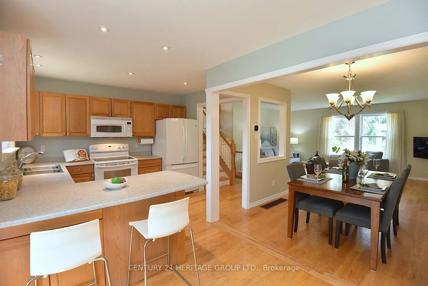 838 Boronia Crescent