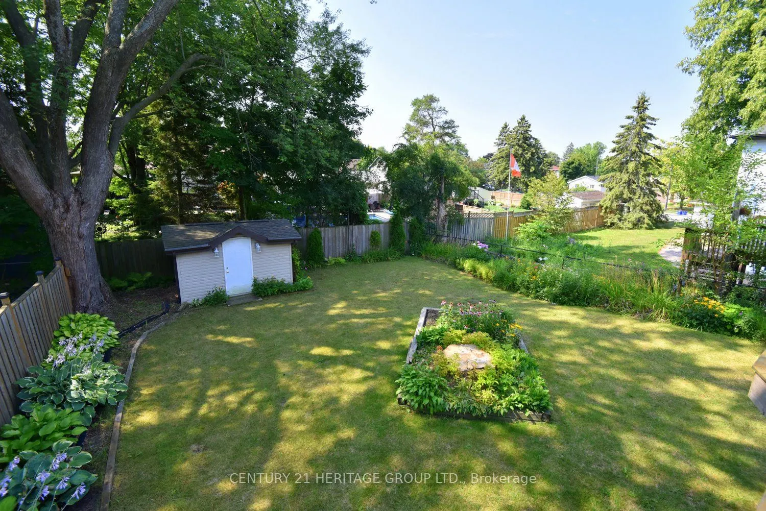 838 Boronia Crescent