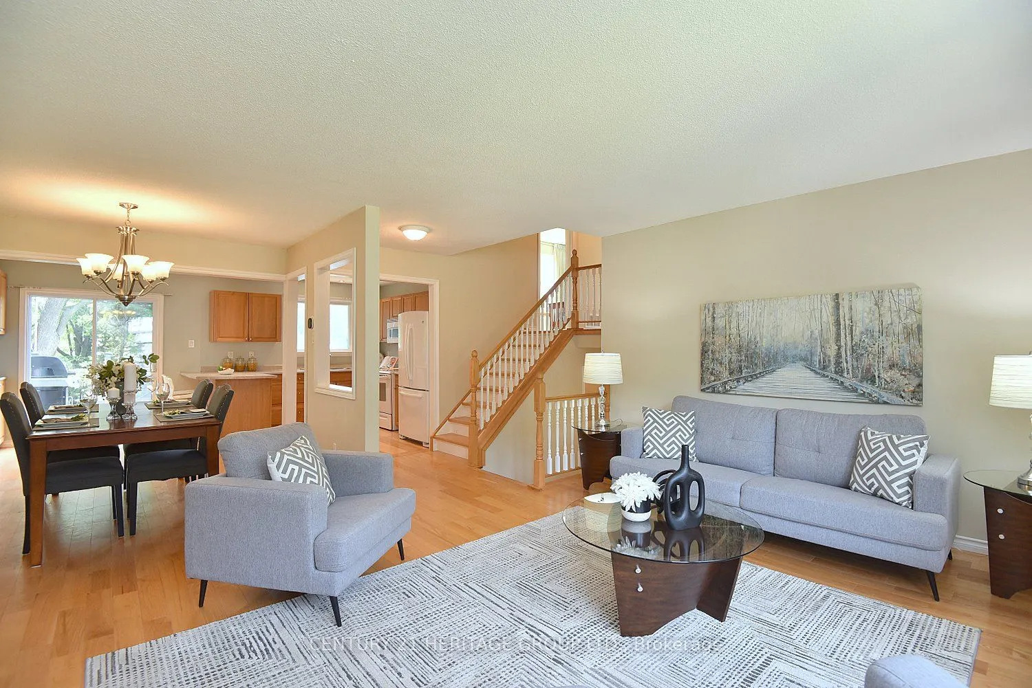 838 Boronia Crescent