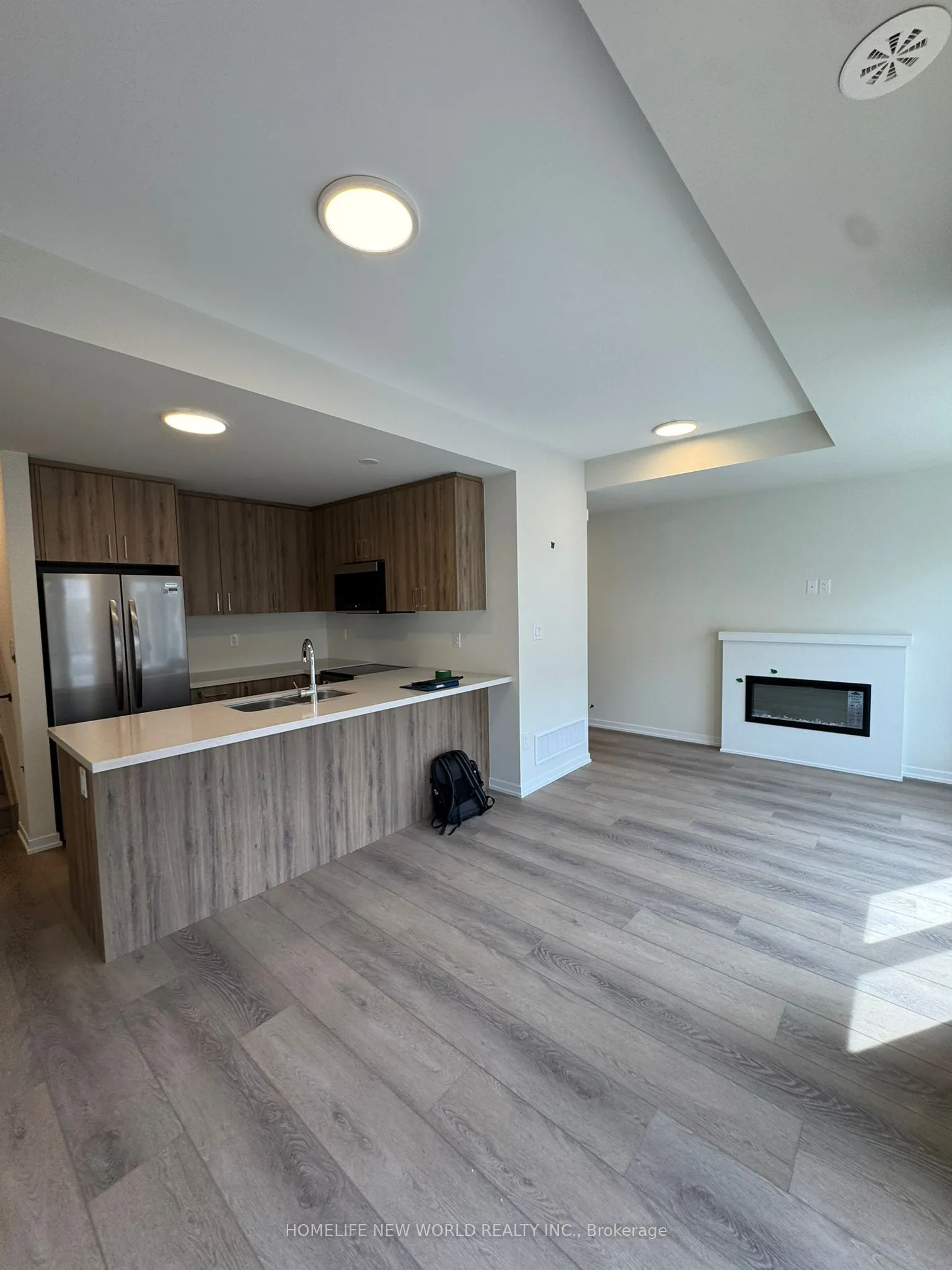 83 MATAWIN Lane, #71