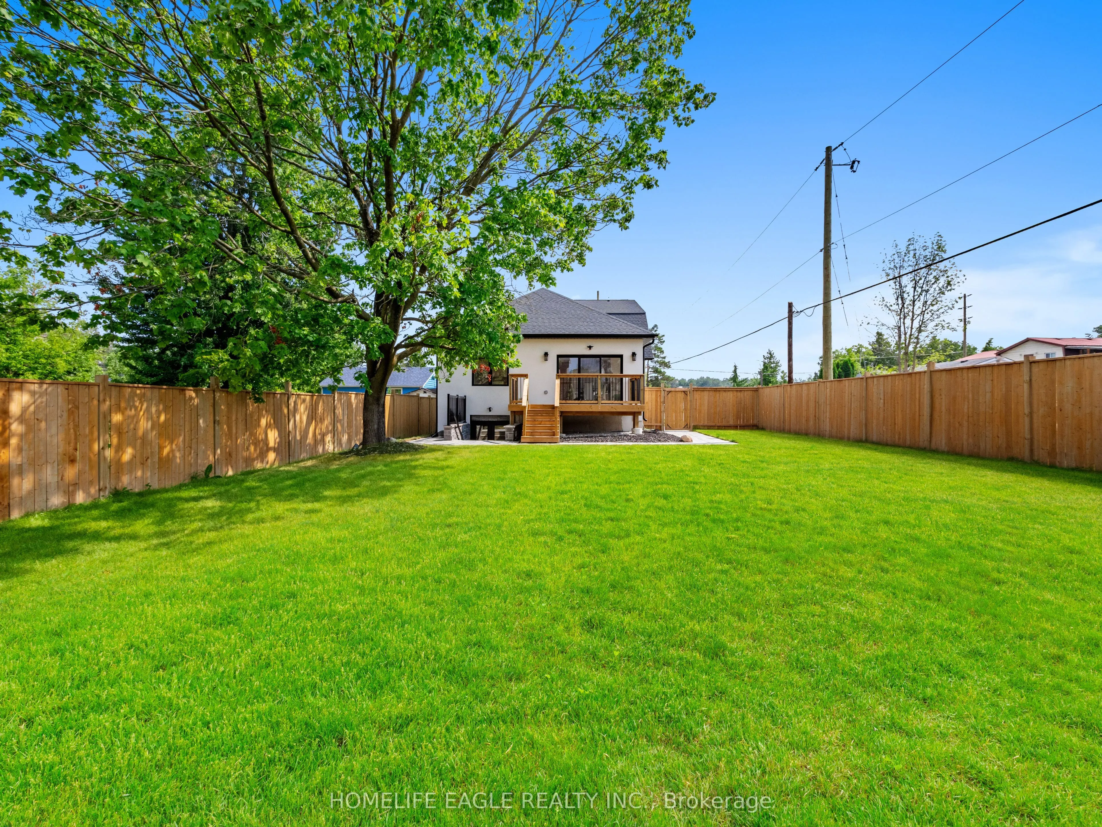 1242 Killarney Beach Road
