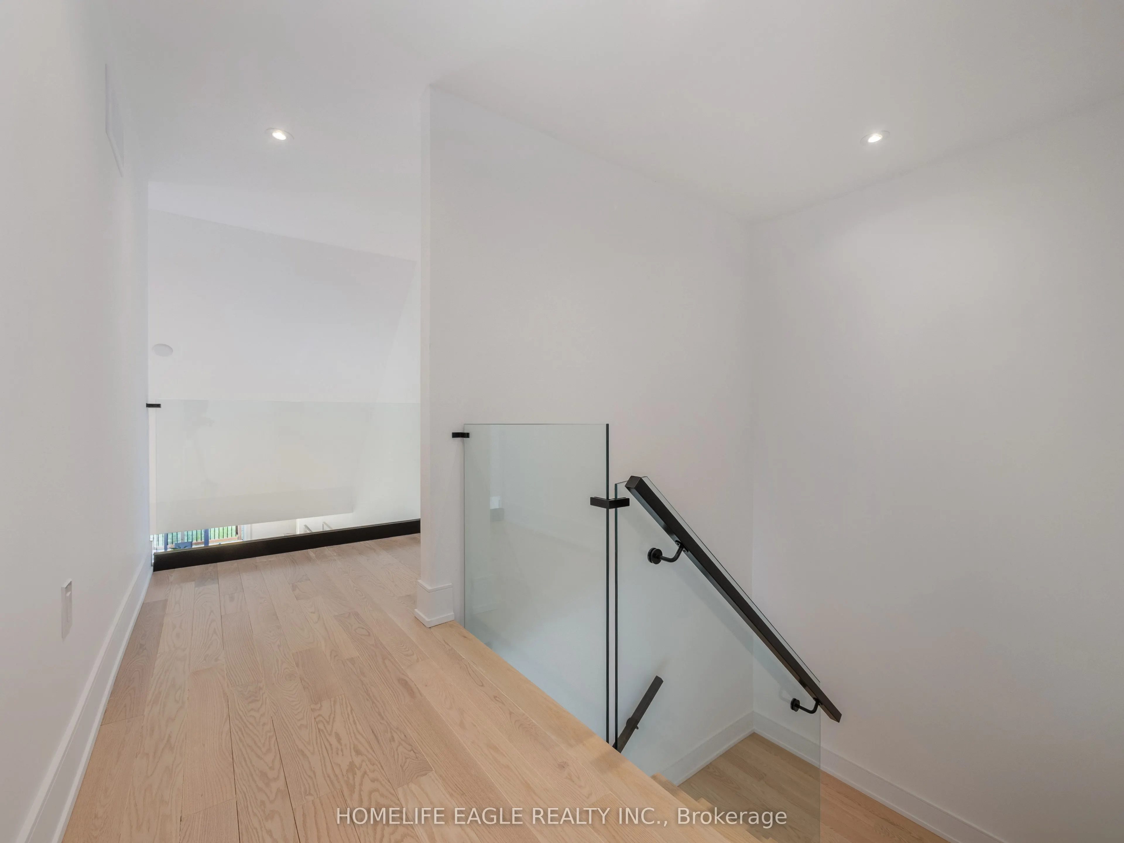 1242 Killarney Beach Road