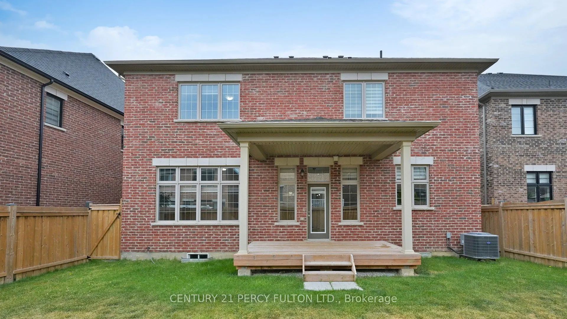 14 Meadow Green Court