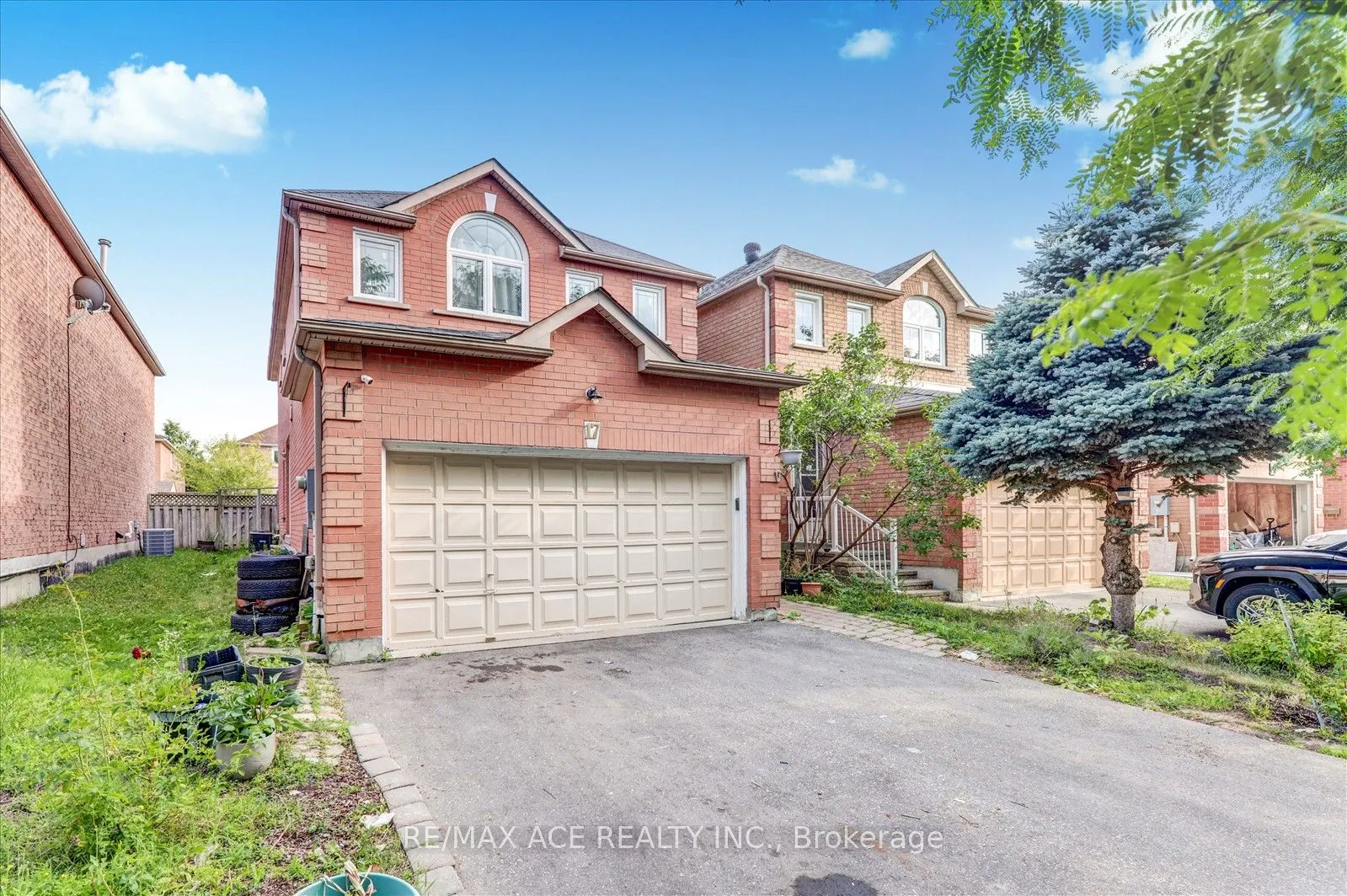 17 Kenborough Court