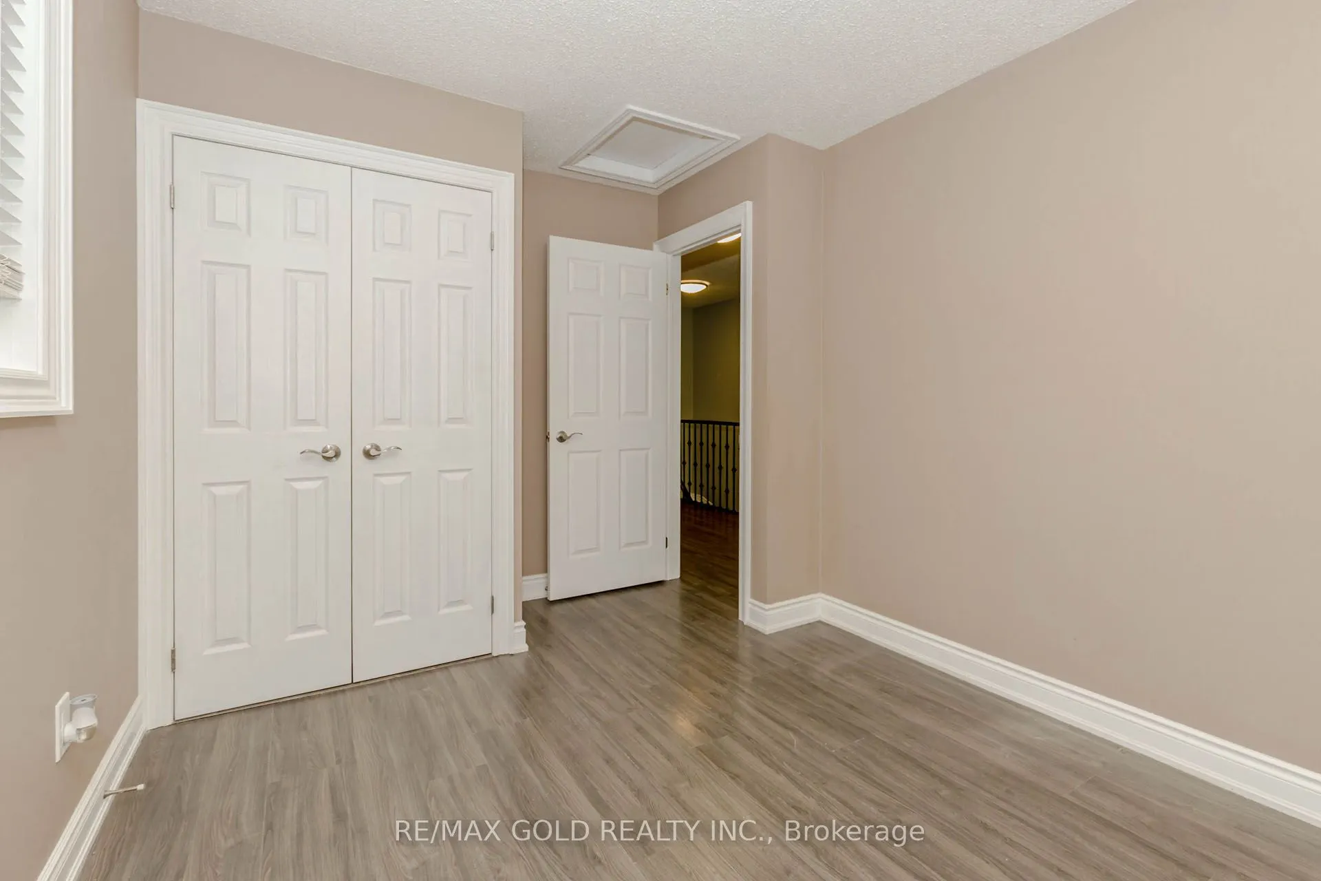 24 Wallace Street, #1