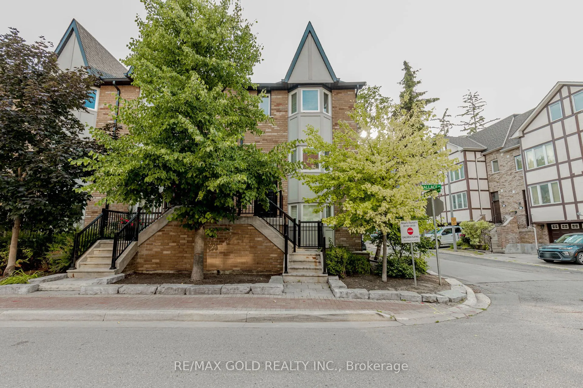 24 Wallace Street, #1