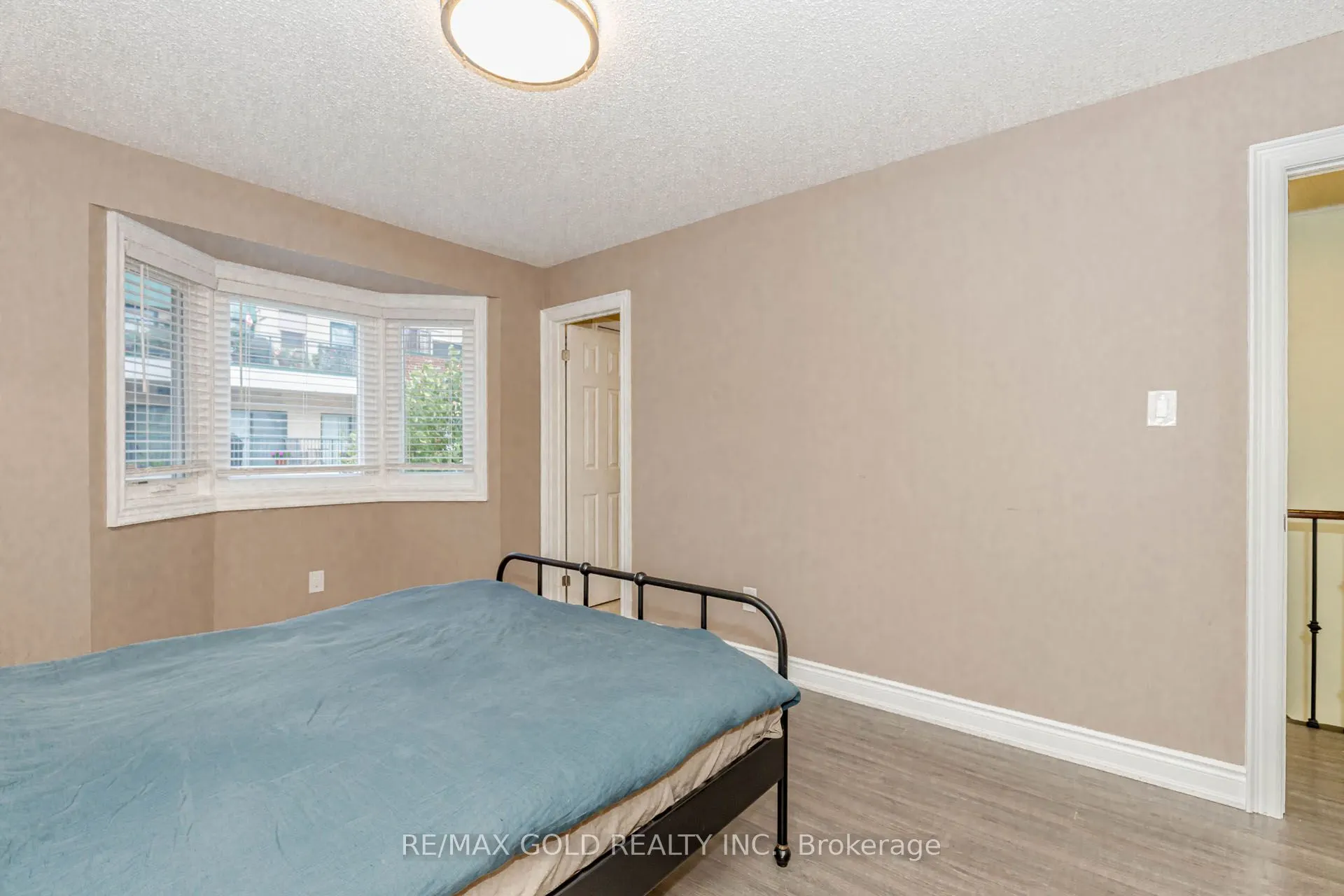 24 Wallace Street, #1
