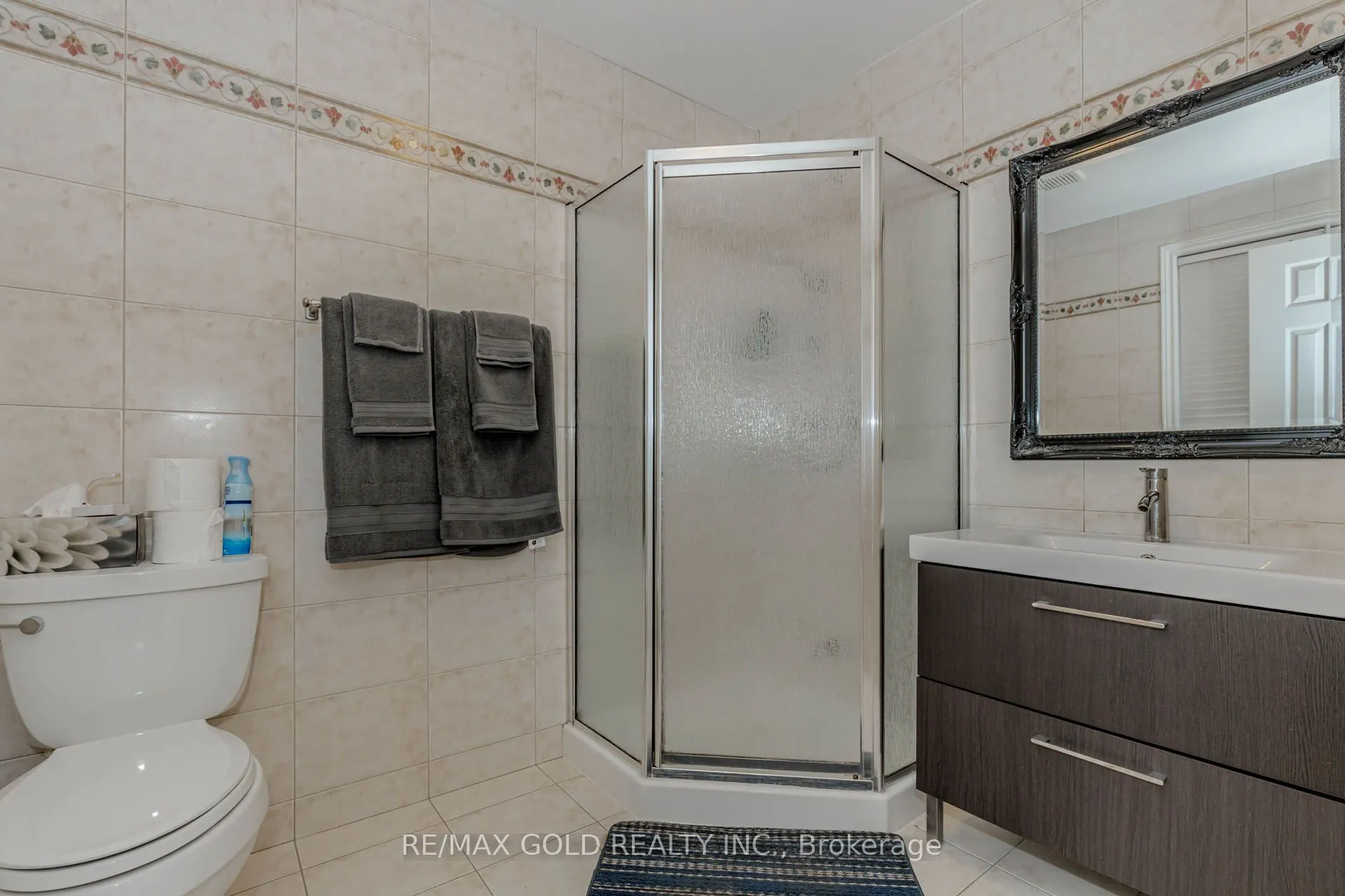 24 Wallace Street, #1