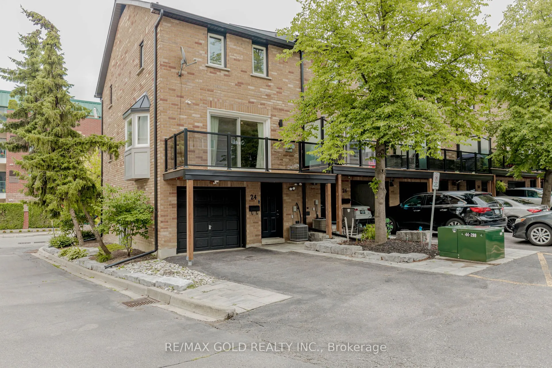 24 Wallace Street, #1