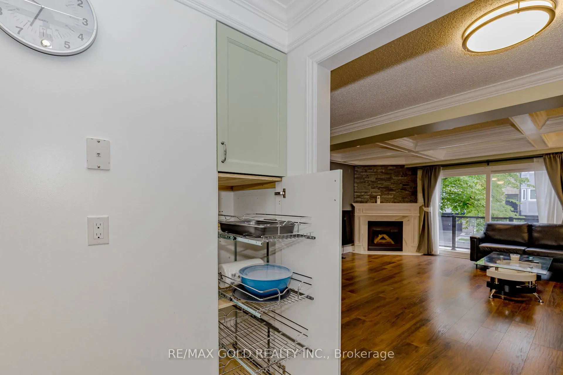 24 Wallace Street, #1