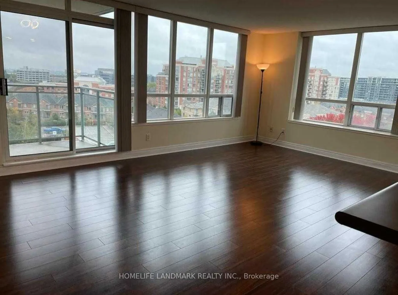 48 Suncrest Boulevard, #805