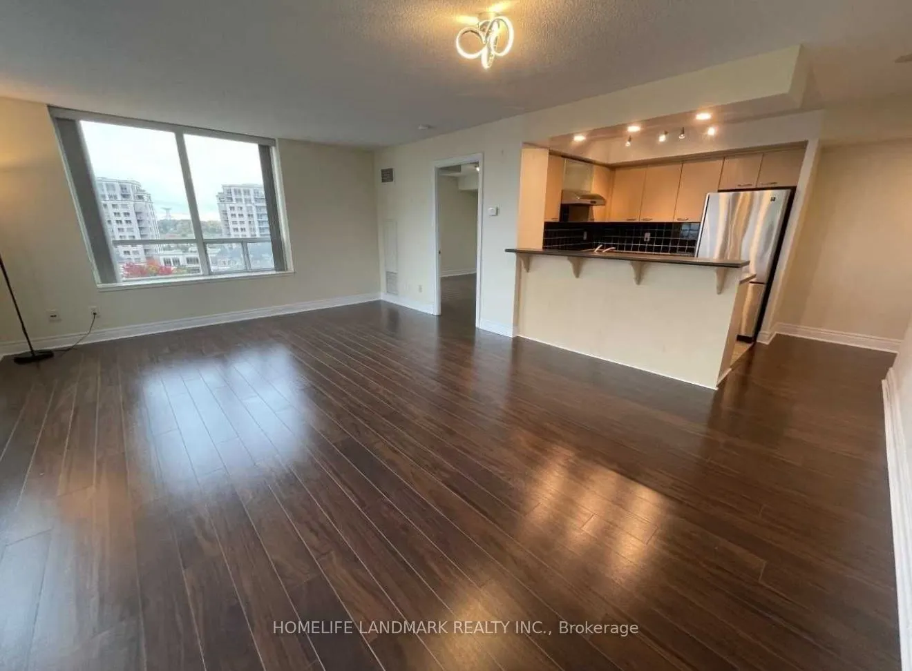 48 Suncrest Boulevard, #805