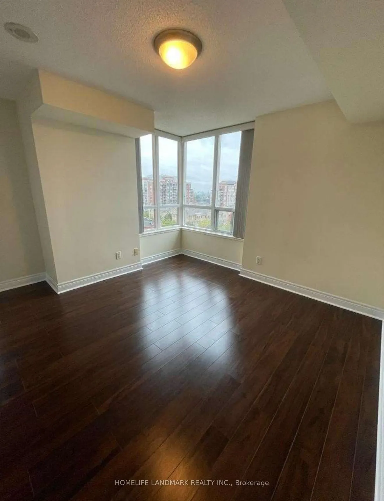 48 Suncrest Boulevard, #805