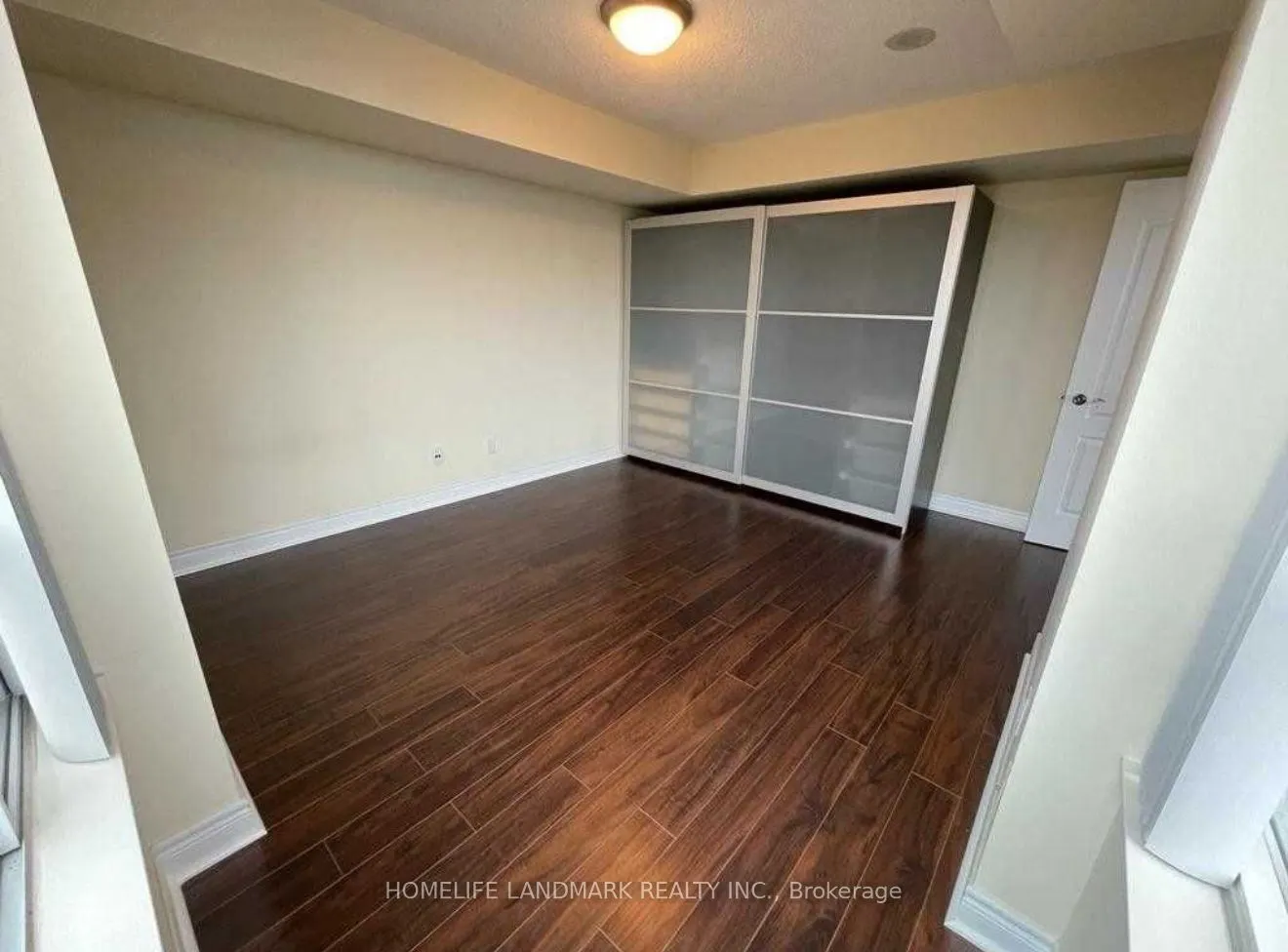 48 Suncrest Boulevard, #805