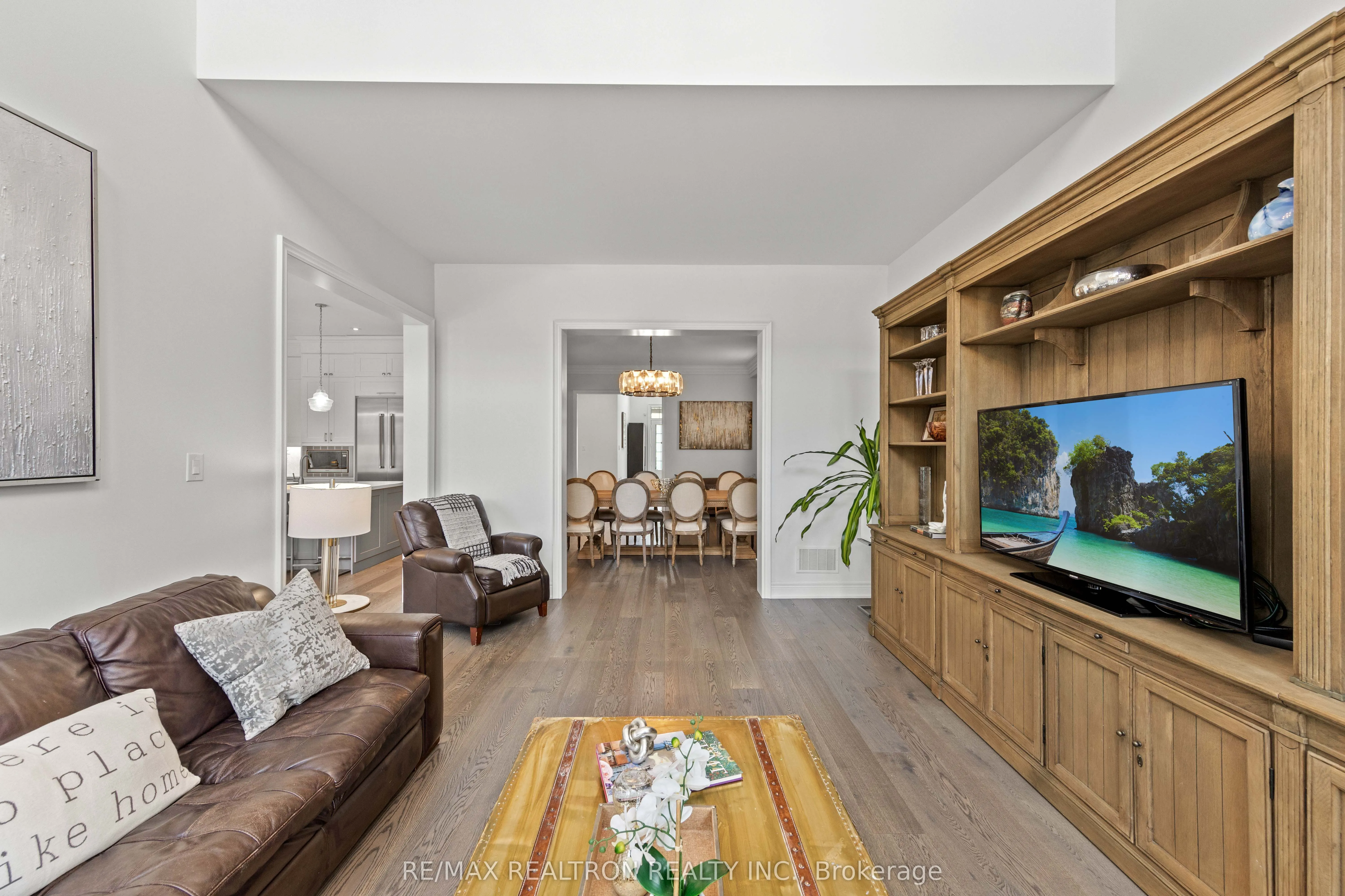 92 Chaiwood Court