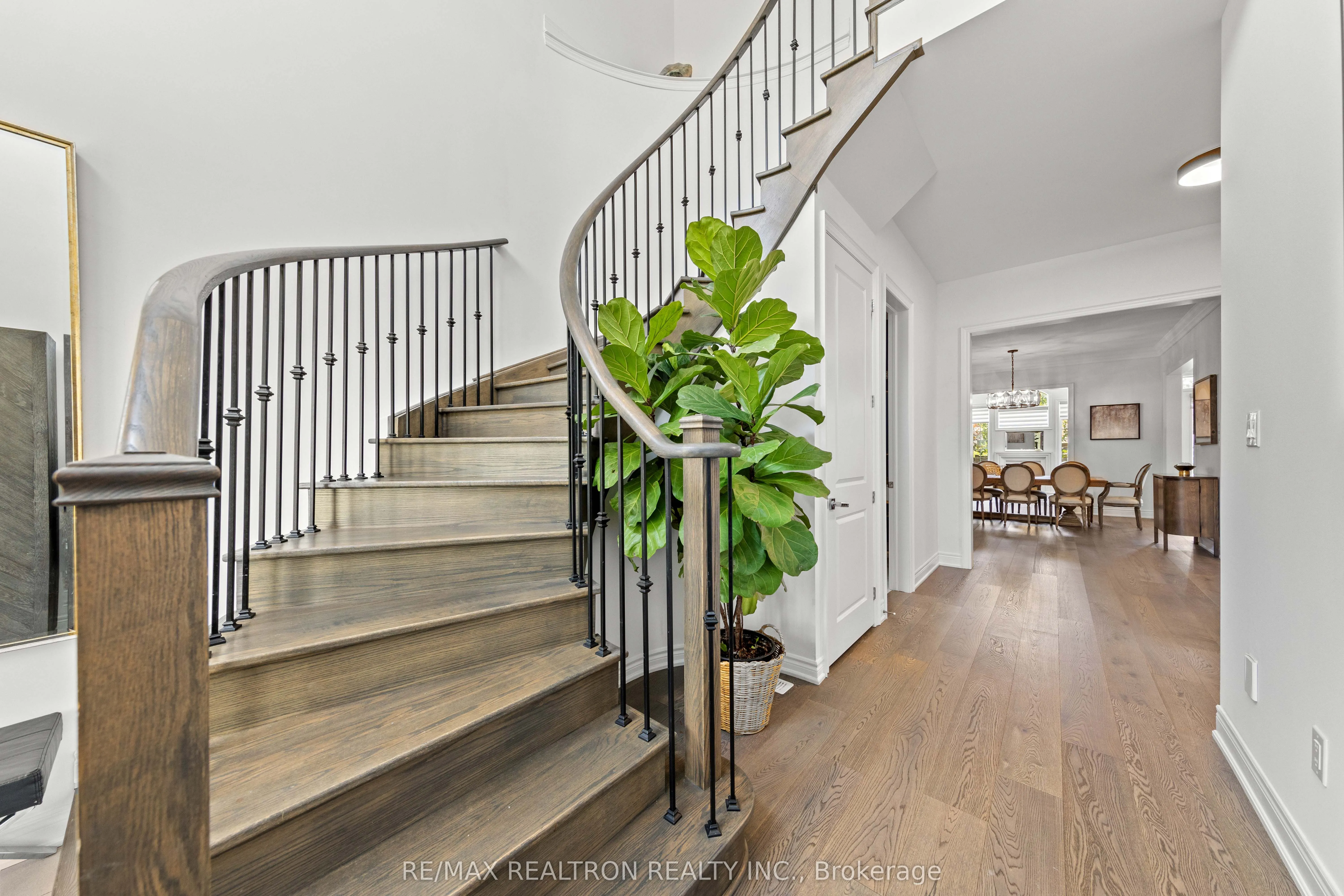 92 Chaiwood Court