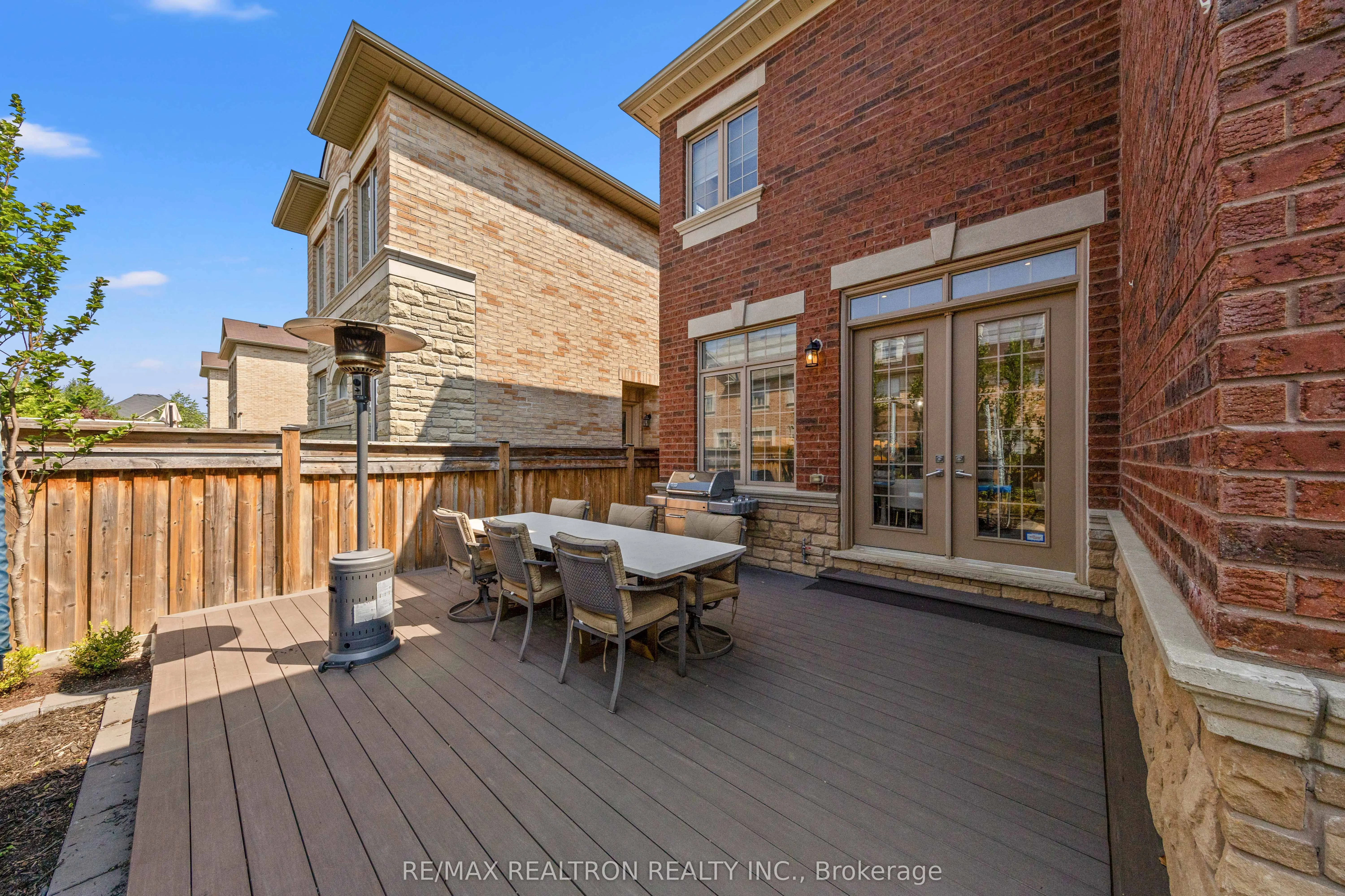92 Chaiwood Court