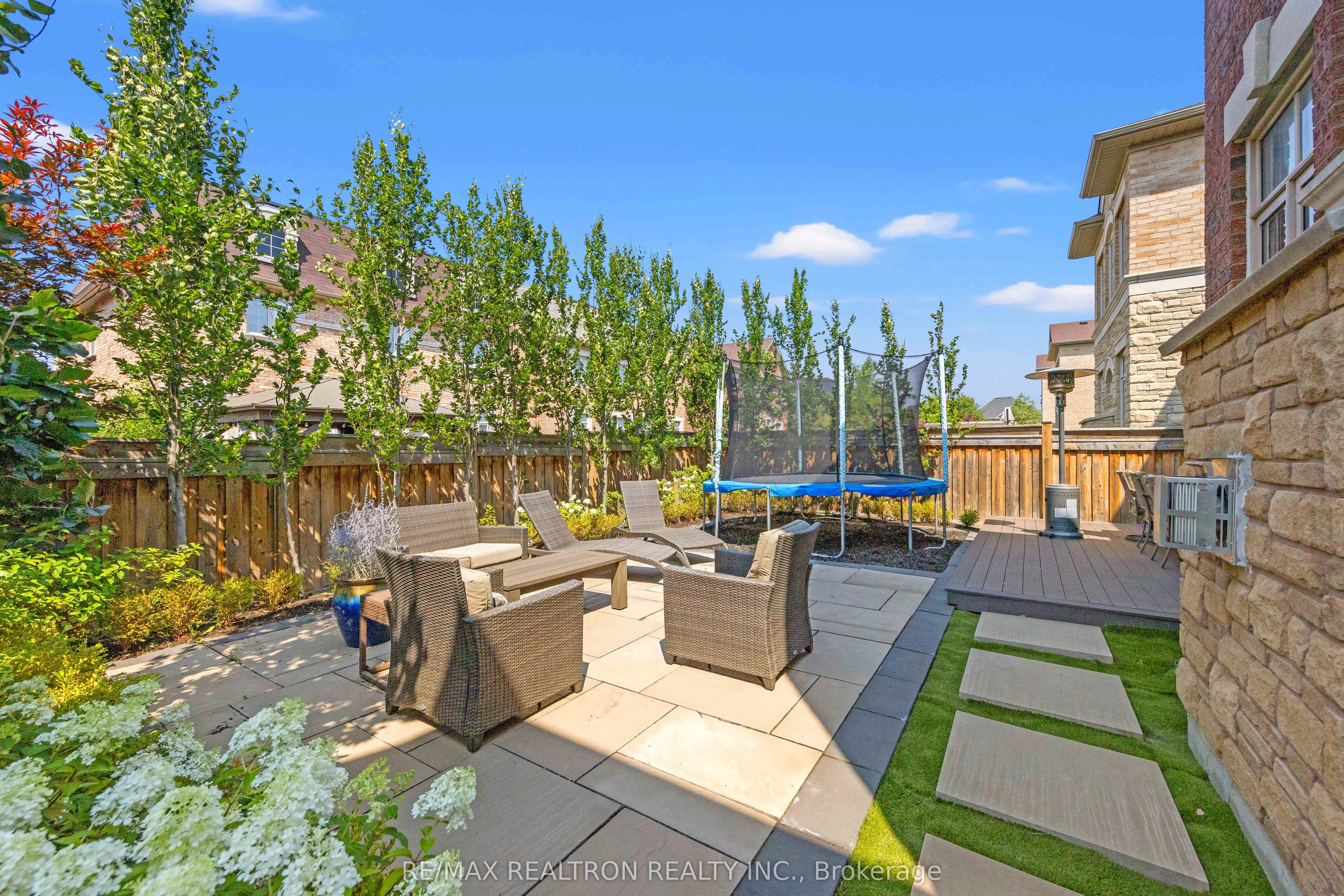 92 Chaiwood Court