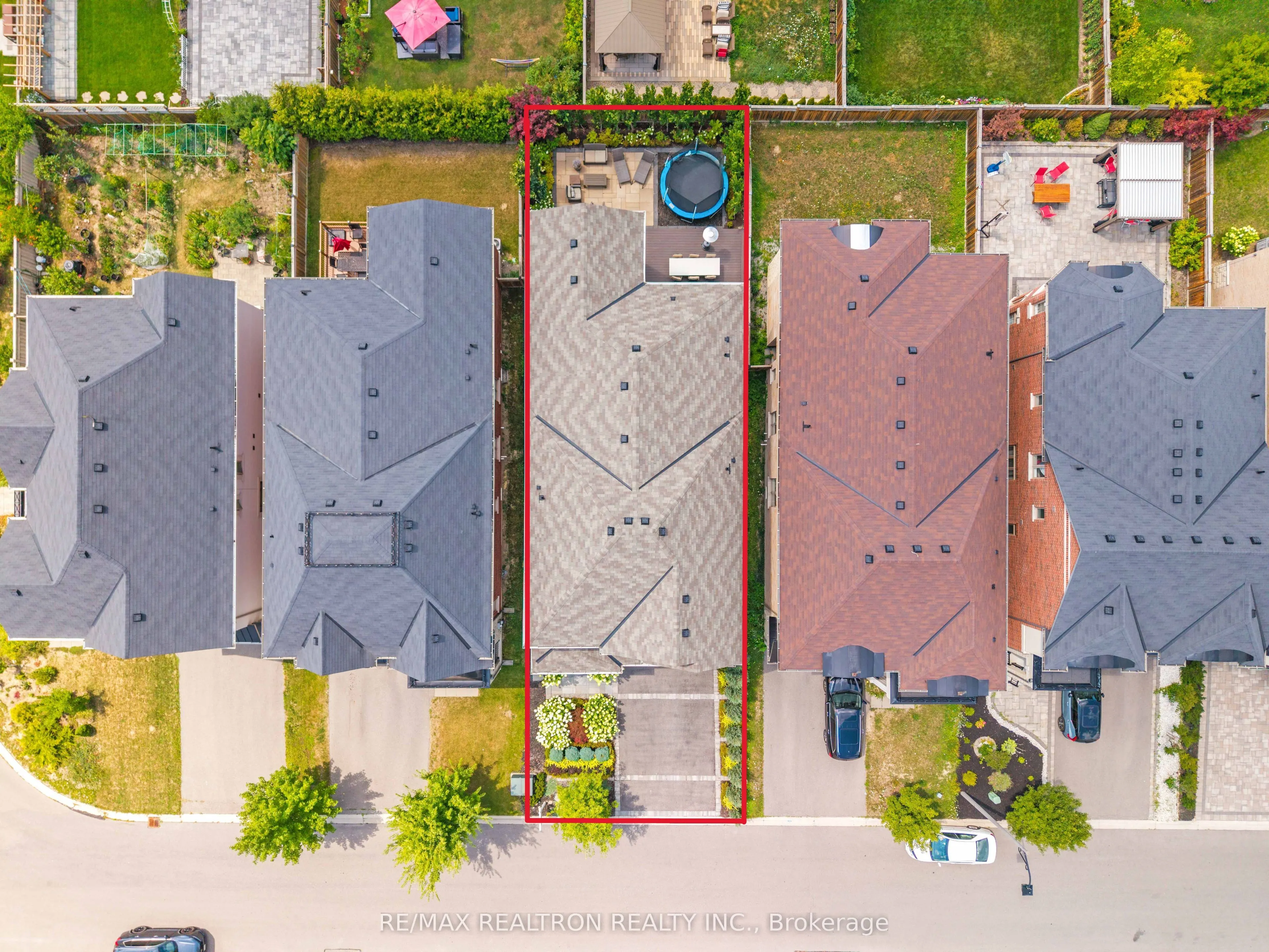 92 Chaiwood Court