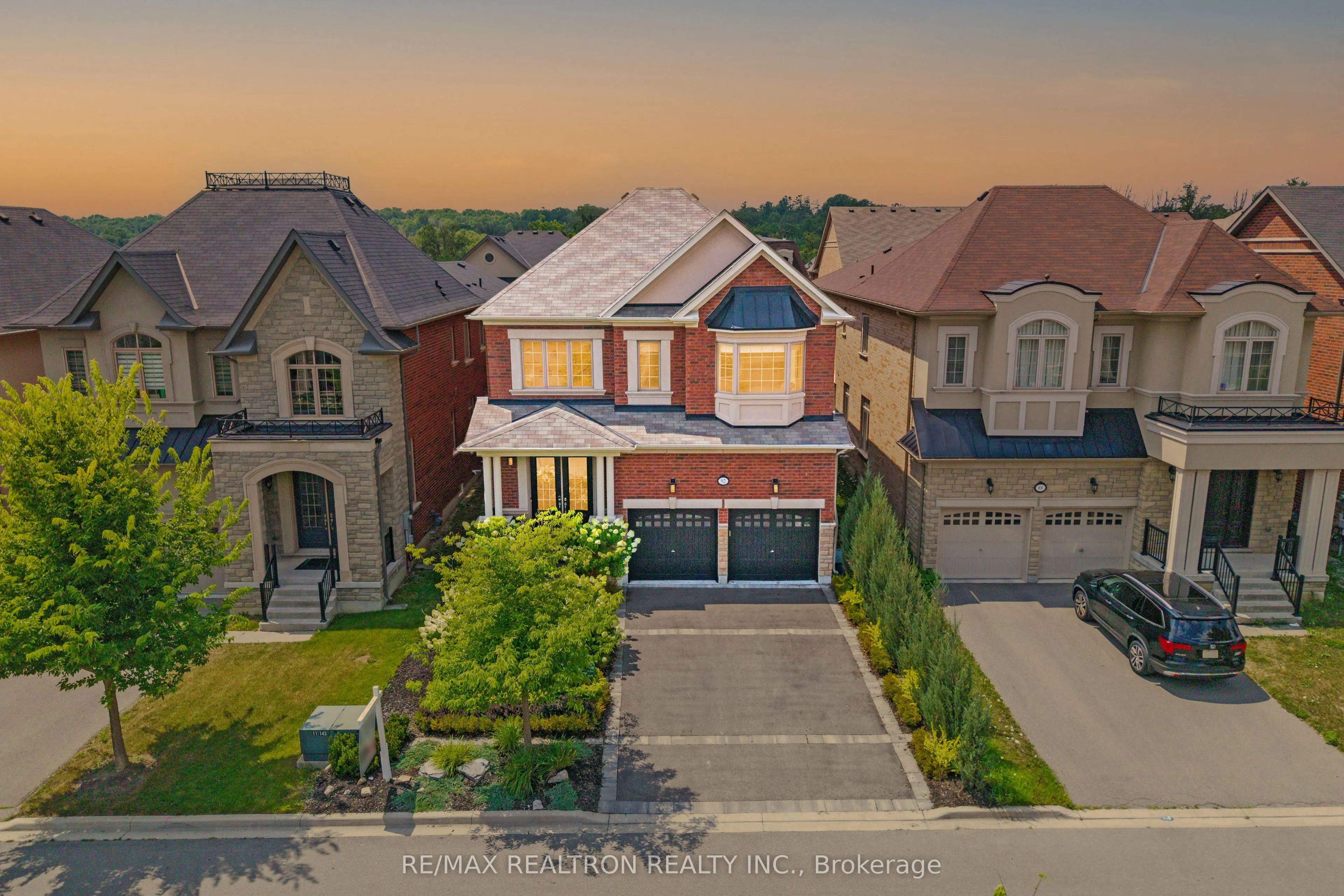 92 Chaiwood Court